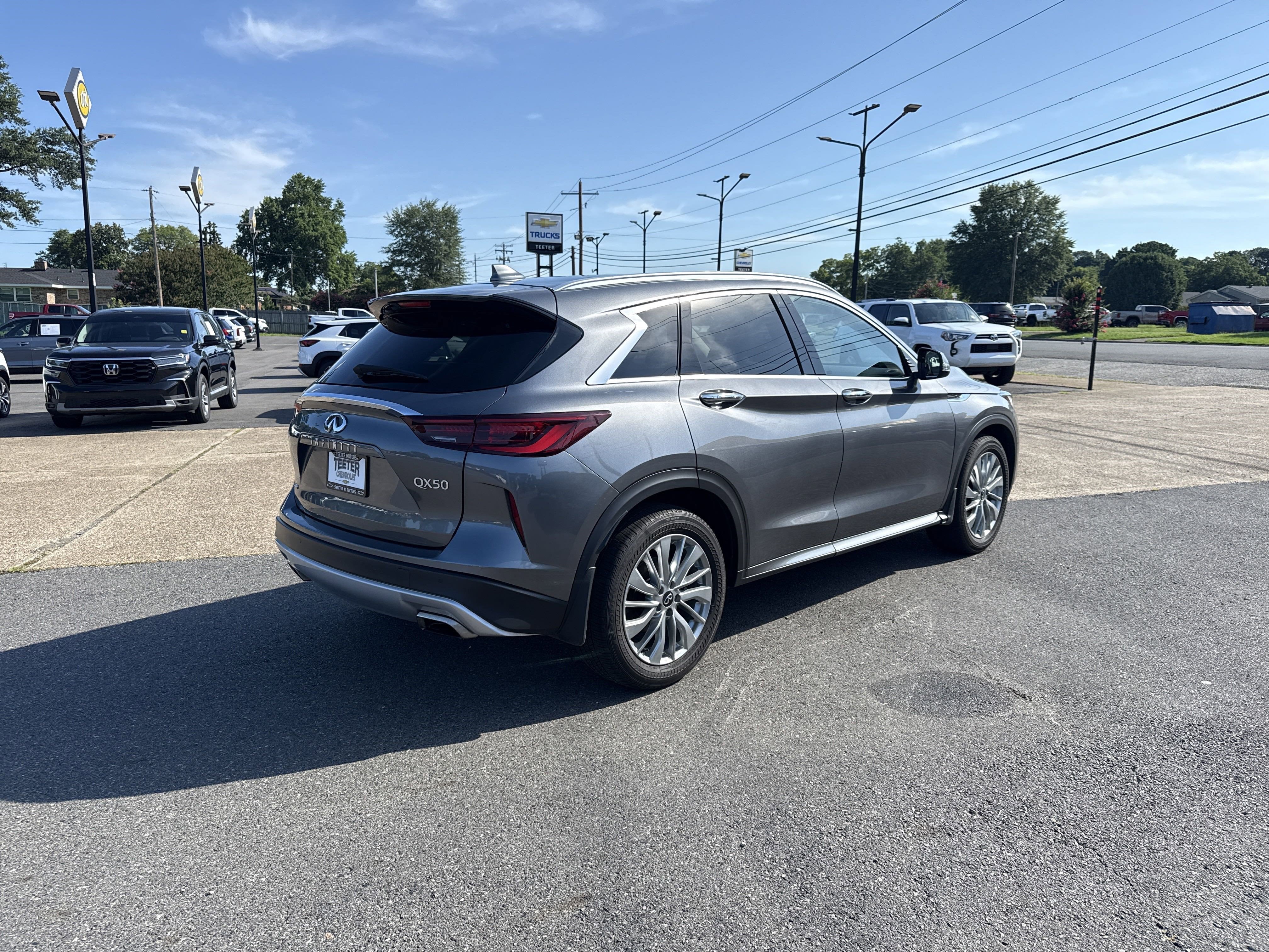 2024 INFINITI QX50 LUXE