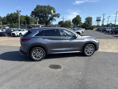 2024 INFINITI QX50 LUXE