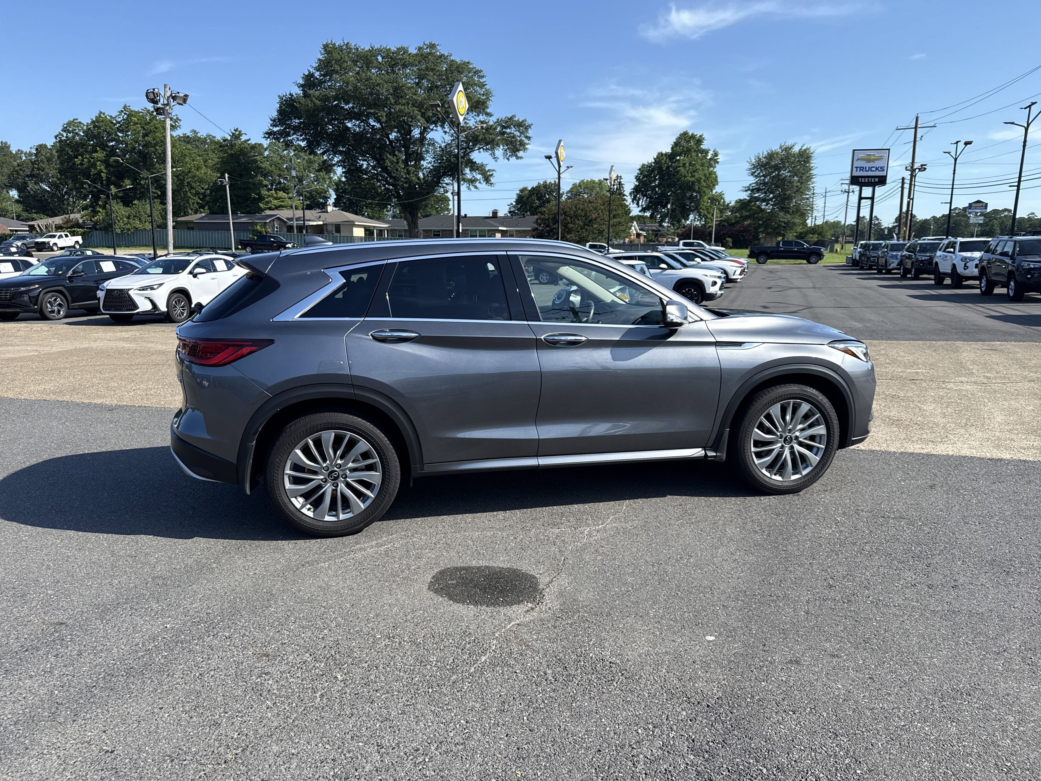 2024 INFINITI QX50 LUXE
