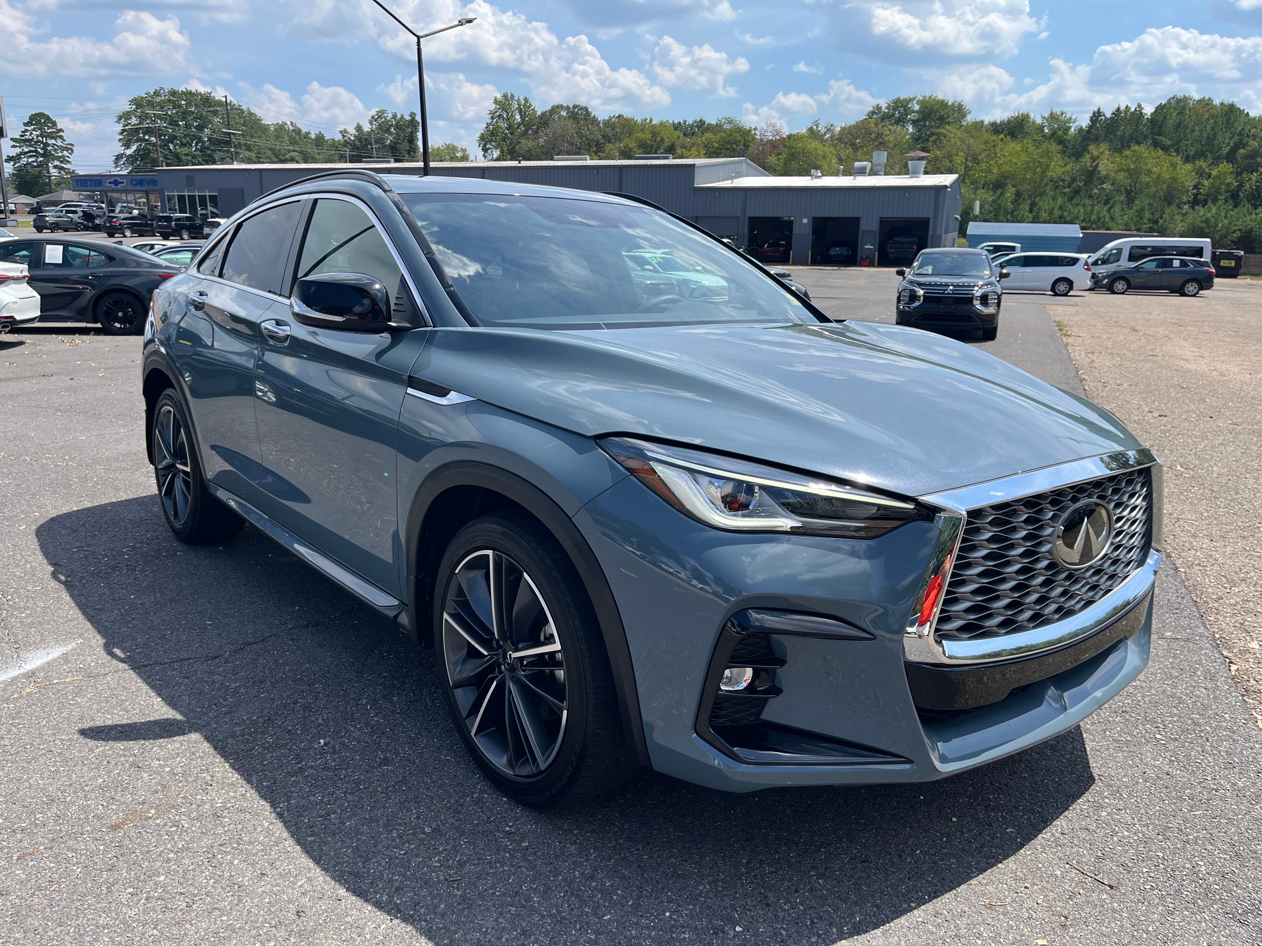 2023 INFINITI QX55 LUXE
