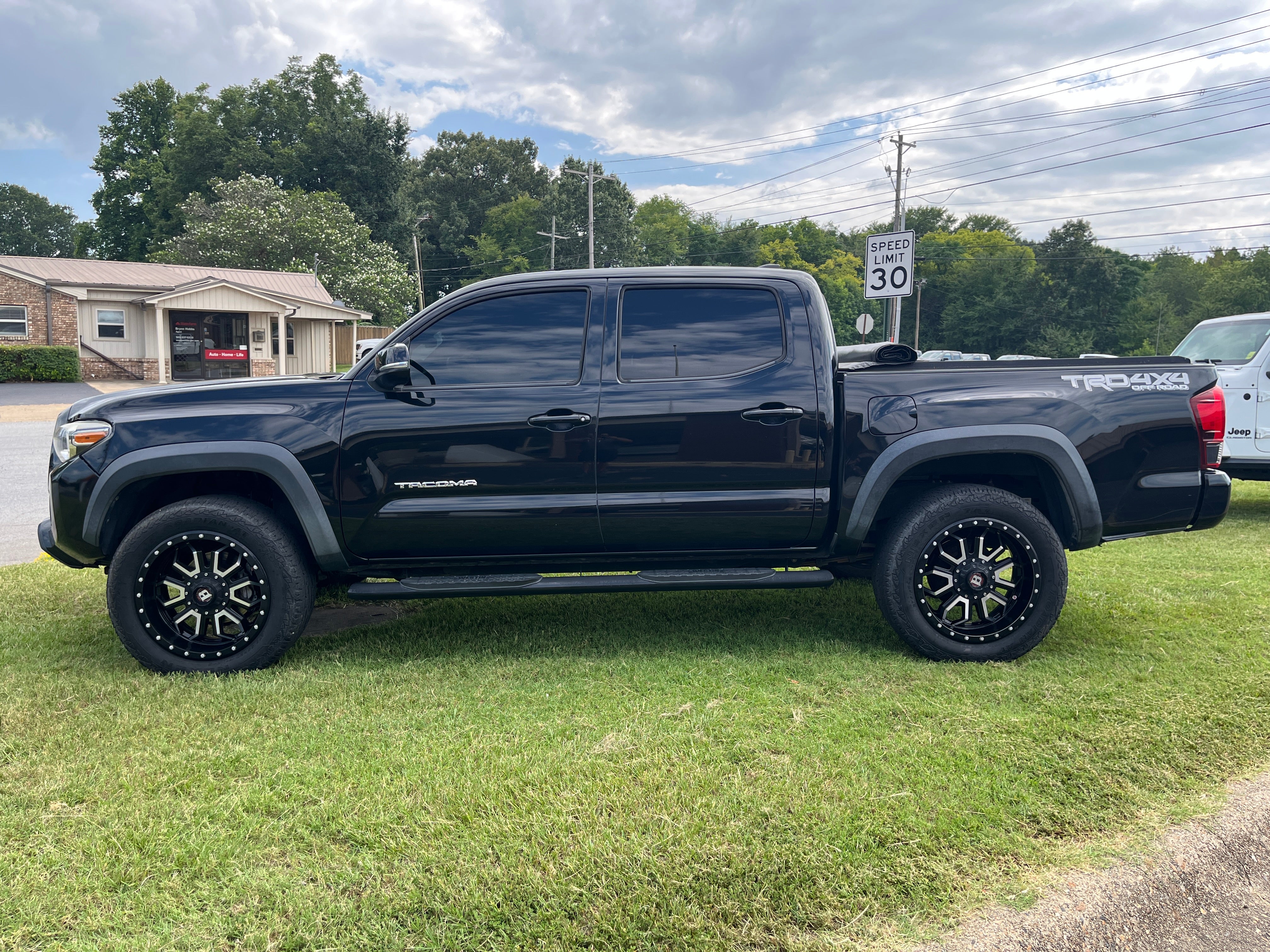 2019 Toyota Tacoma 4WD SR