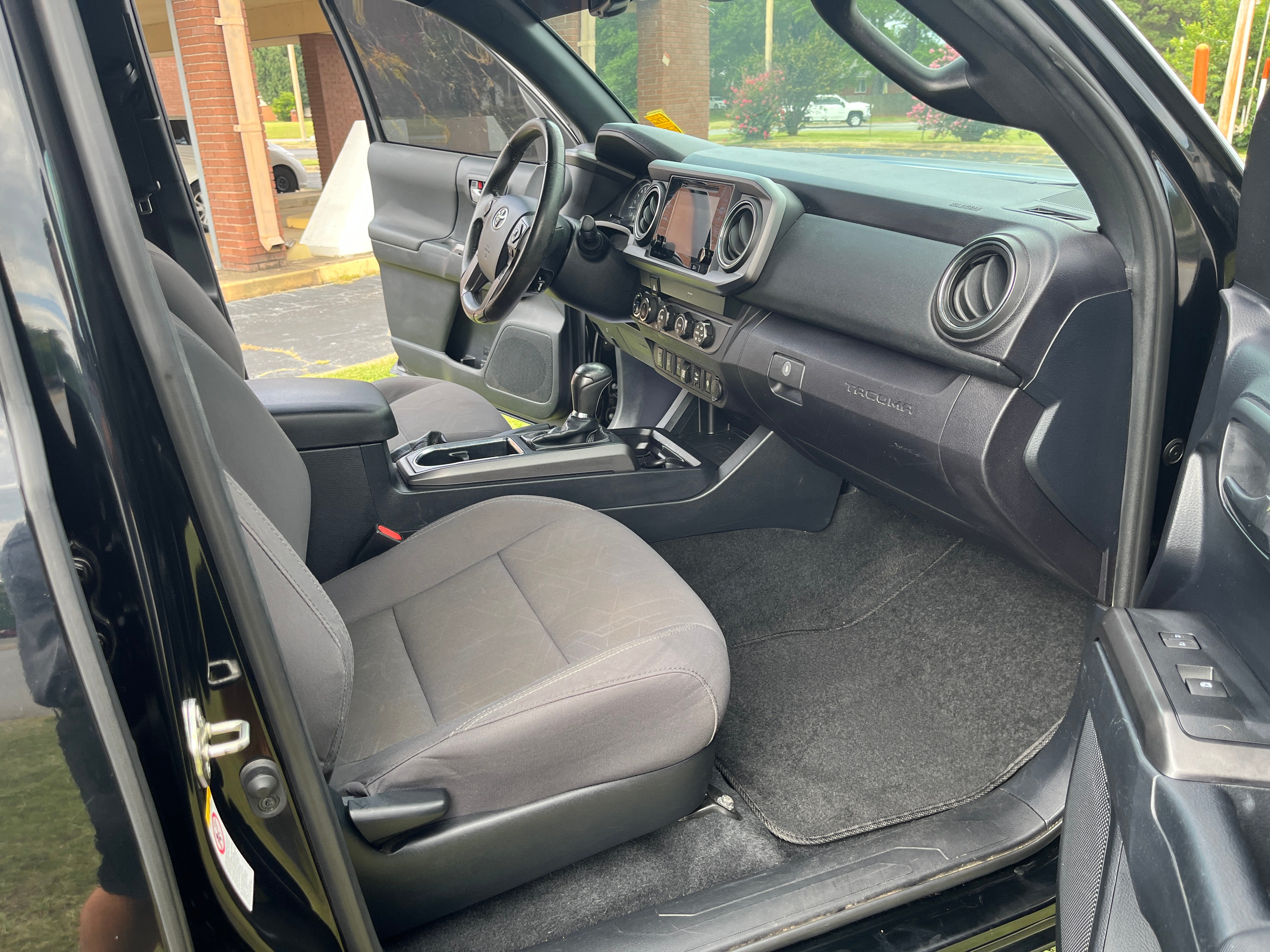 2019 Toyota Tacoma 4WD SR