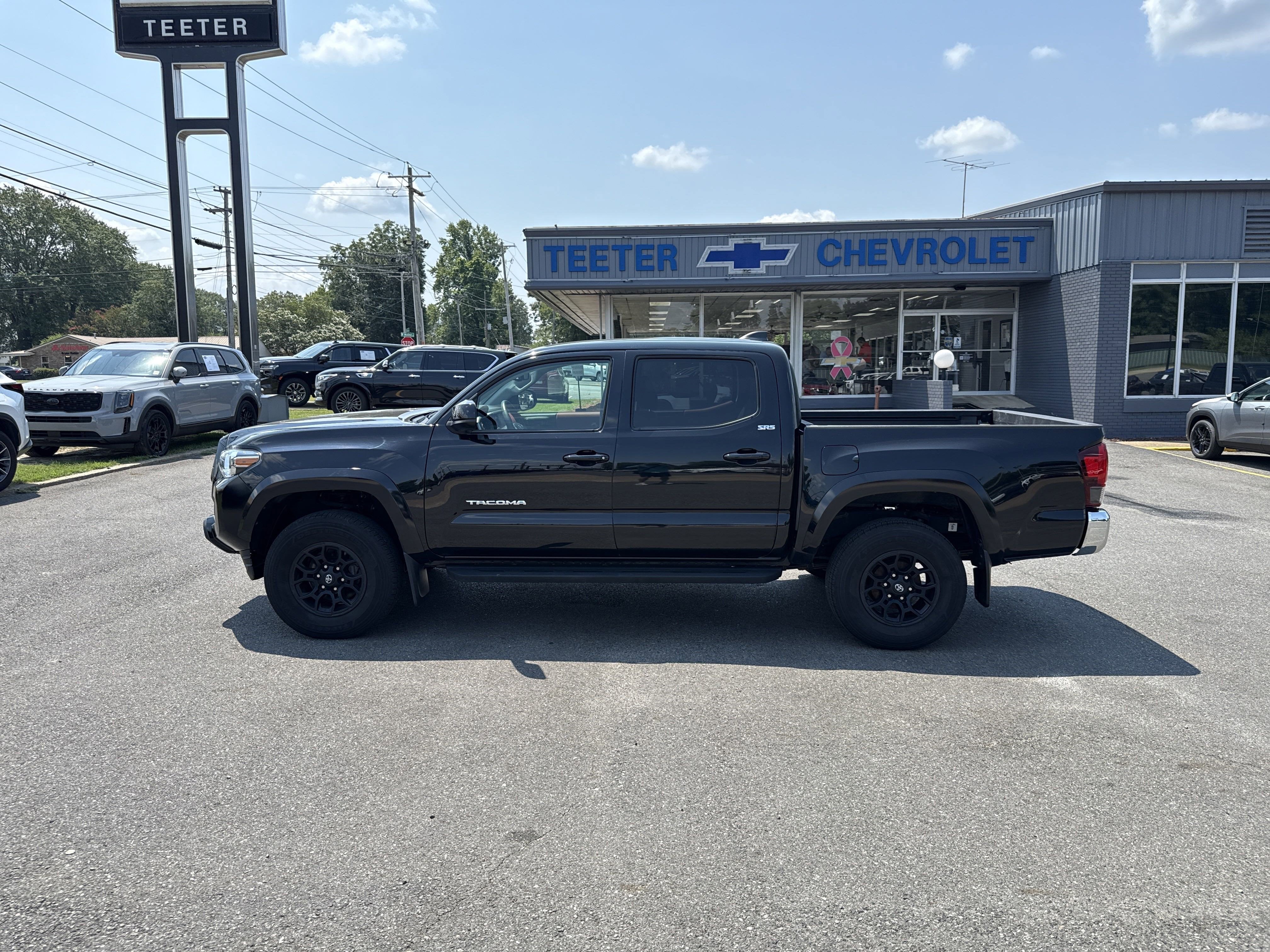 2022 Toyota Tacoma 4WD Base
