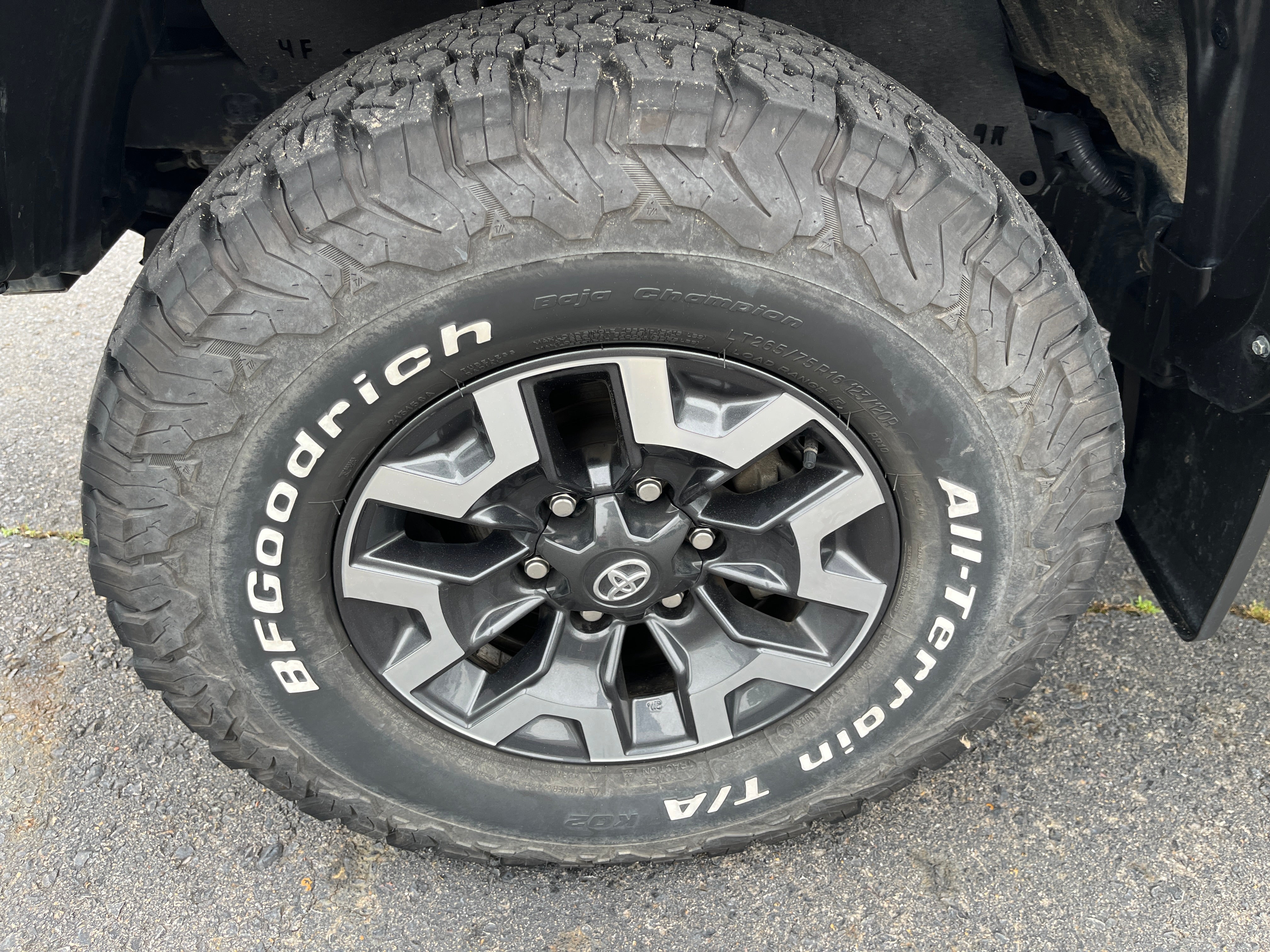 2023 Toyota Tacoma 4WD SR
