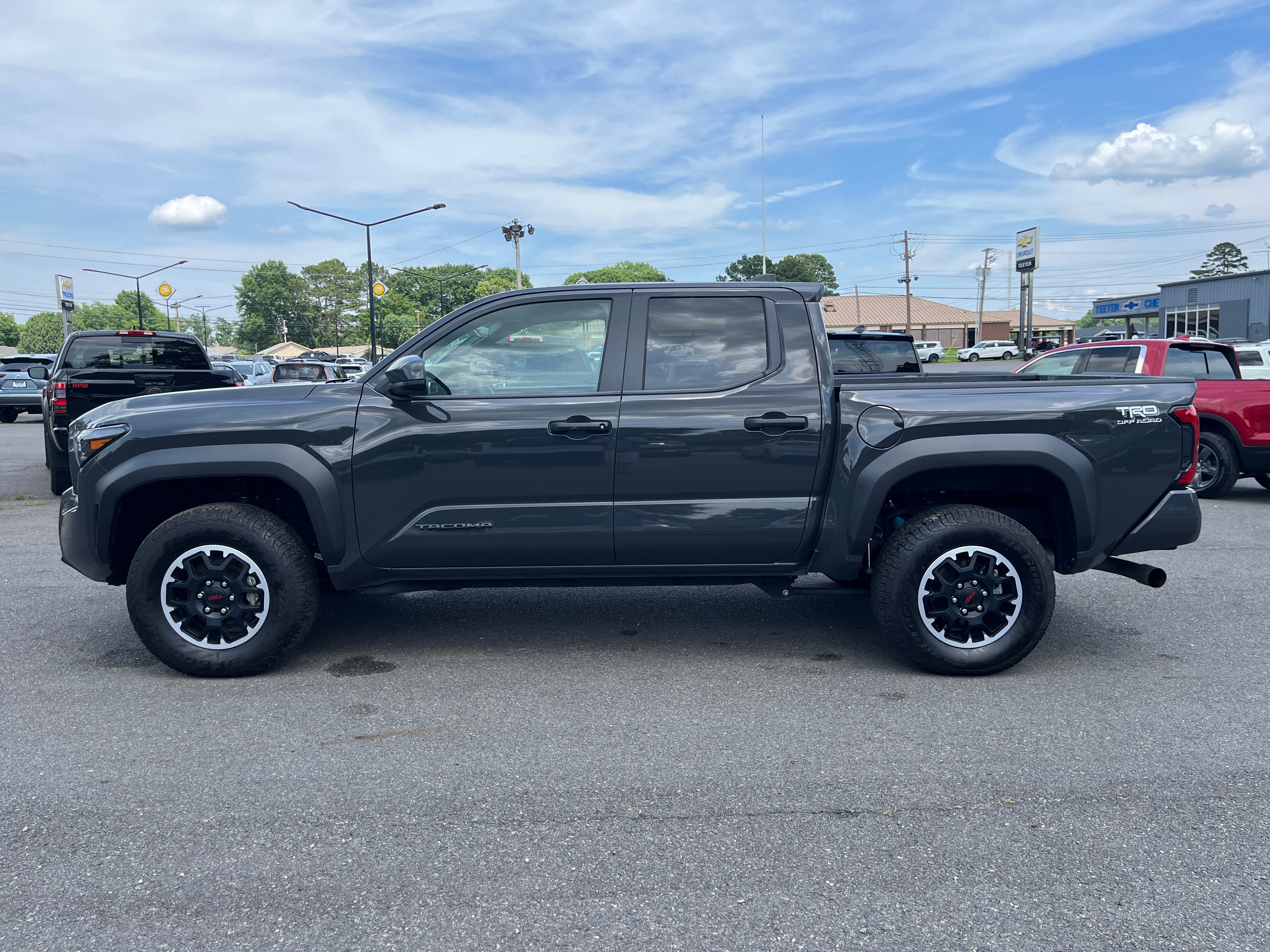 2025 Toyota Tacoma 4WD SR