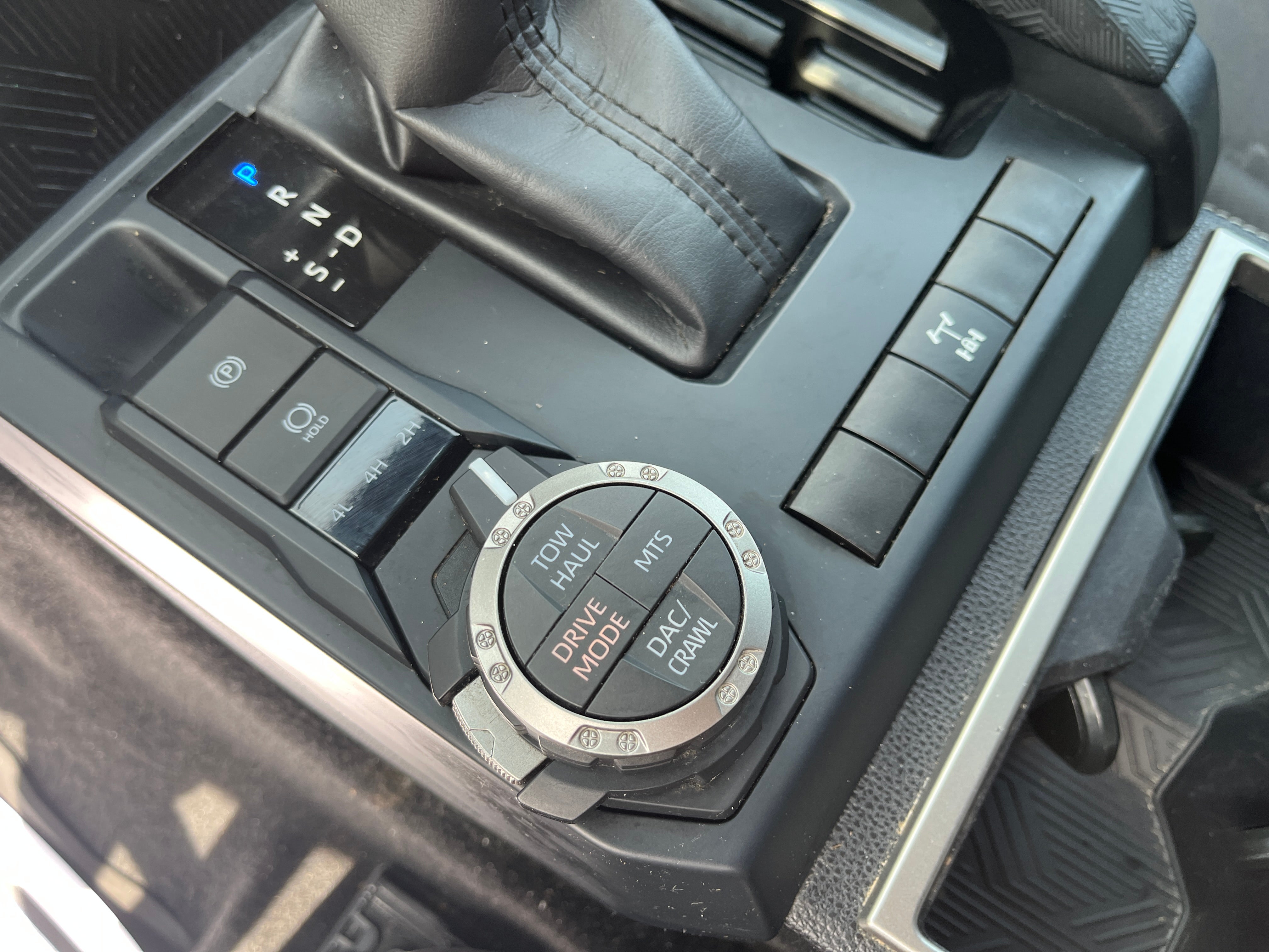 2025 Toyota Tacoma 4WD SR