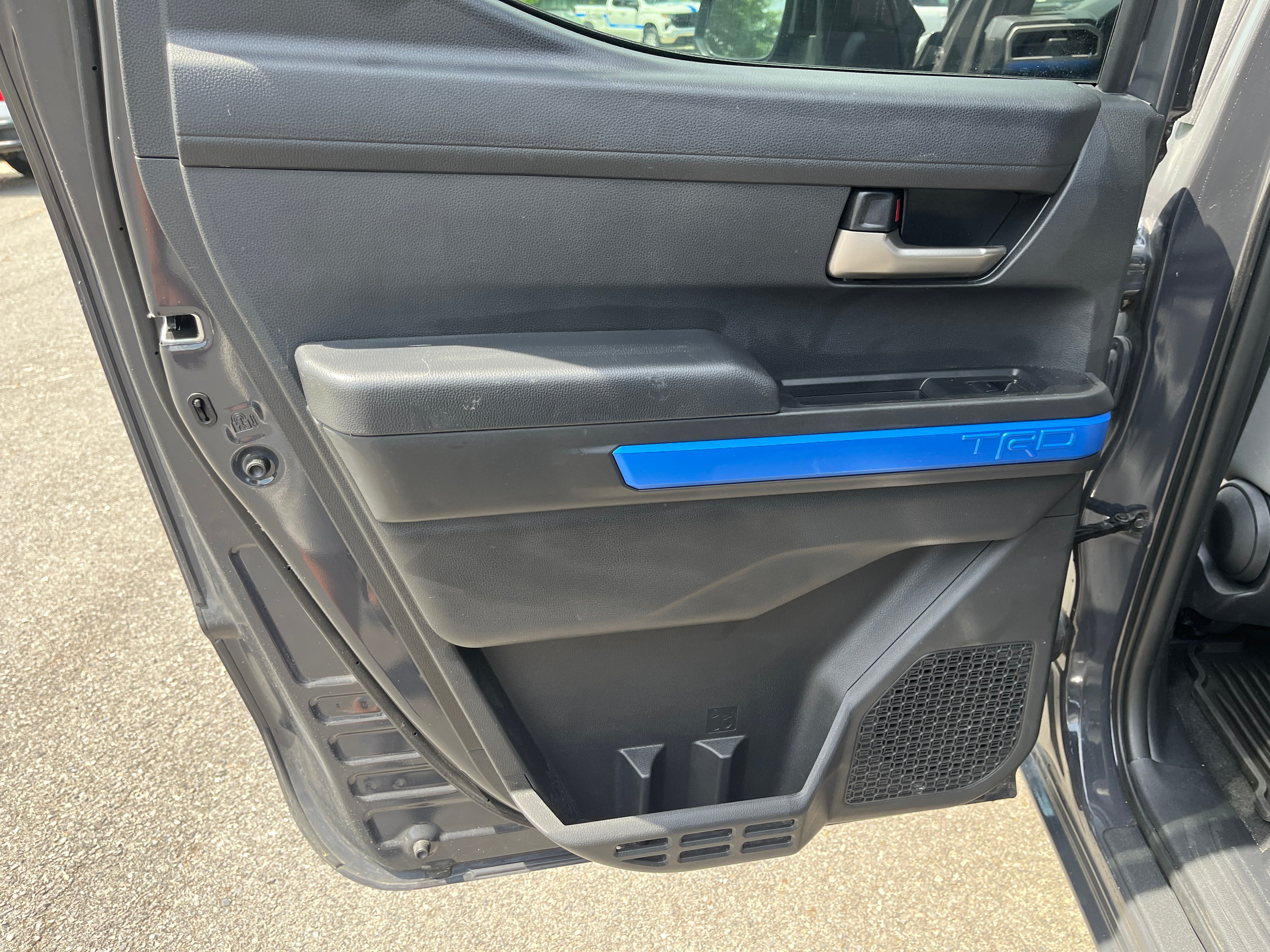 2025 Toyota Tacoma 4WD SR