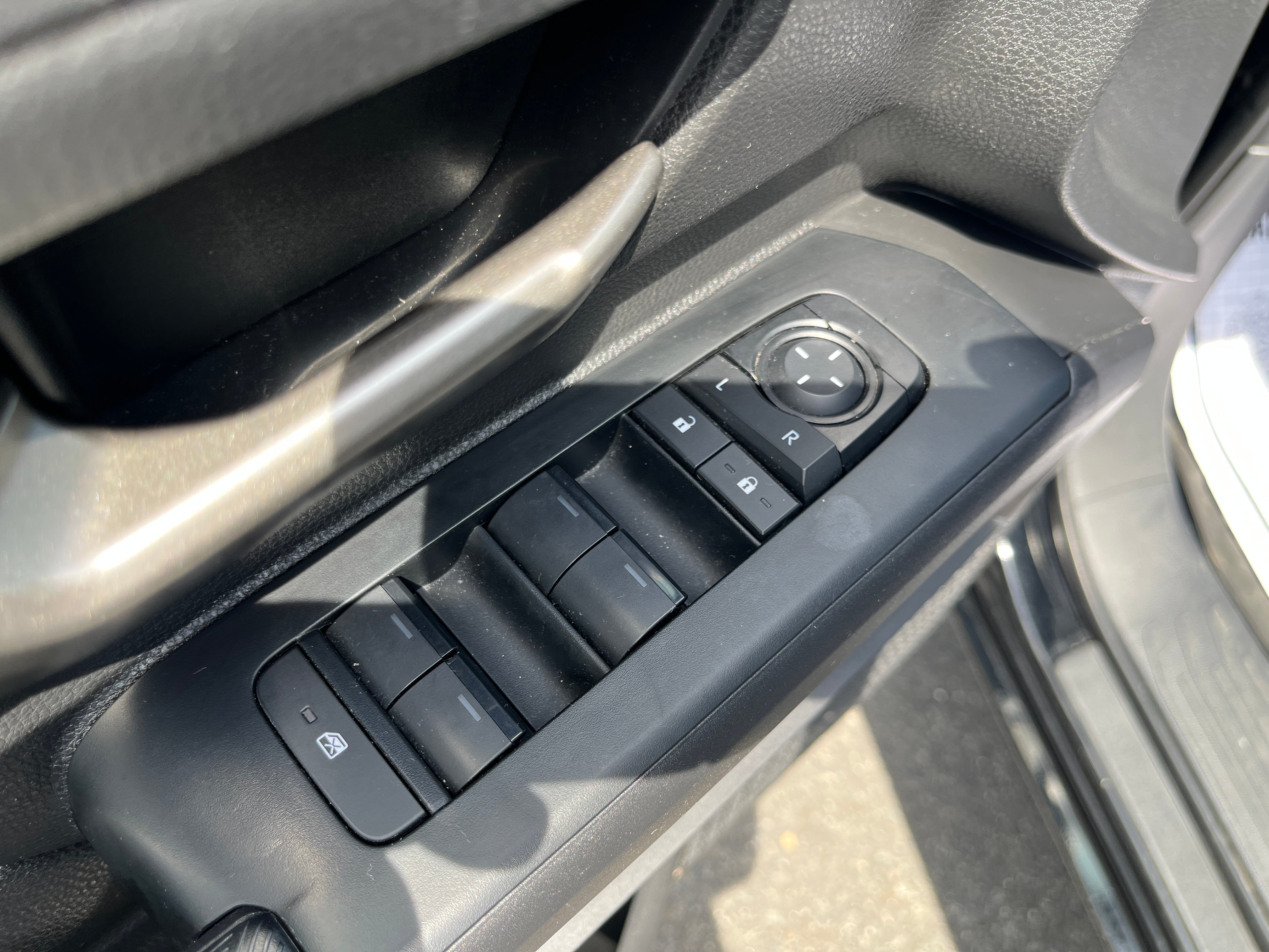 2025 Toyota Tacoma 4WD SR