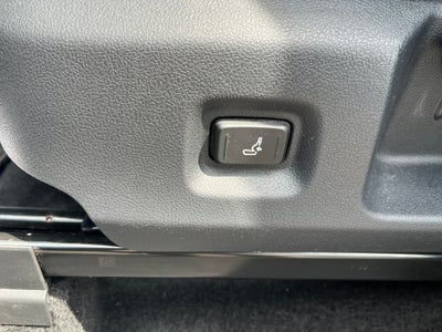 2025 Toyota Tacoma 4WD SR