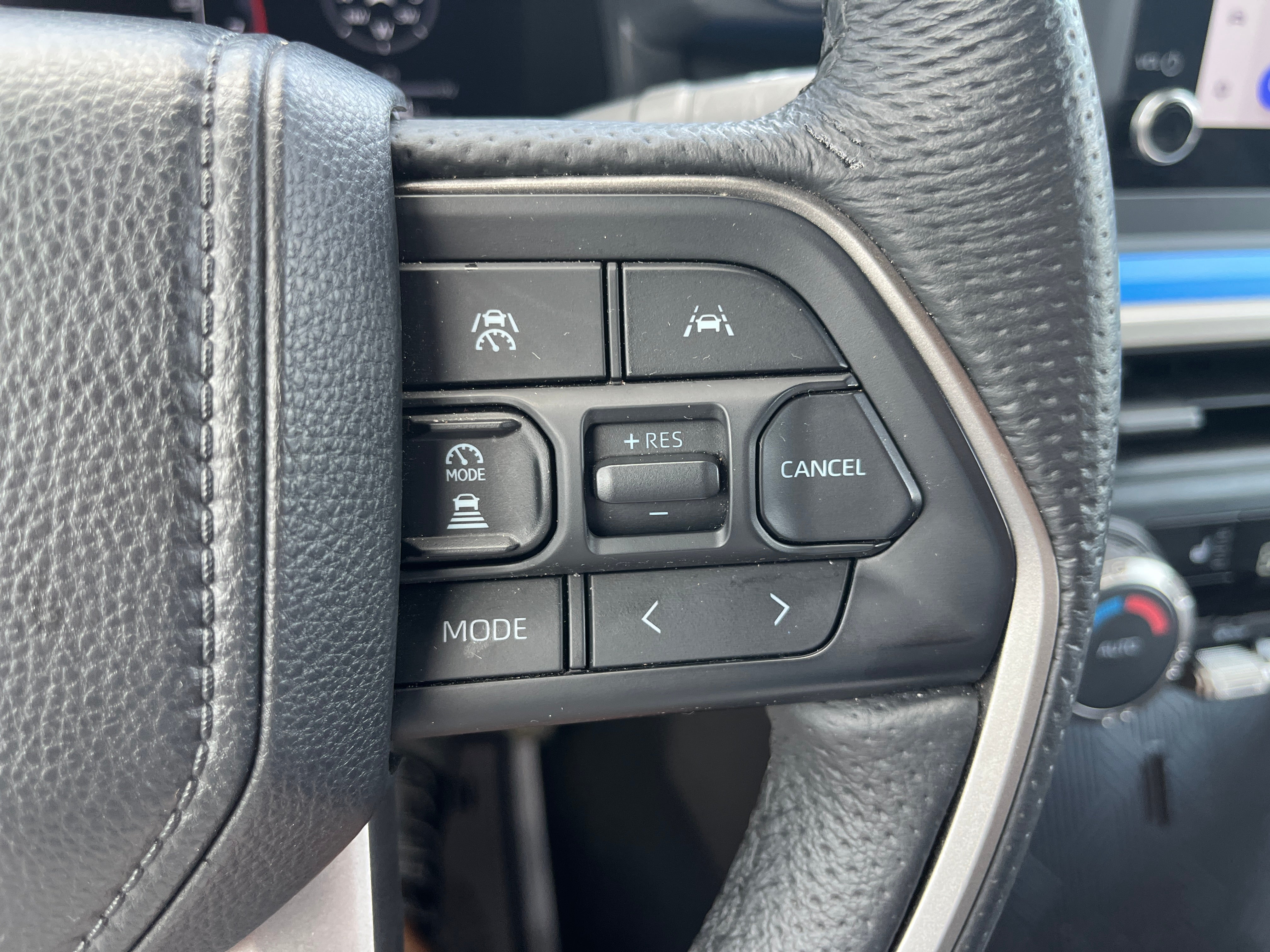 2025 Toyota Tacoma 4WD SR