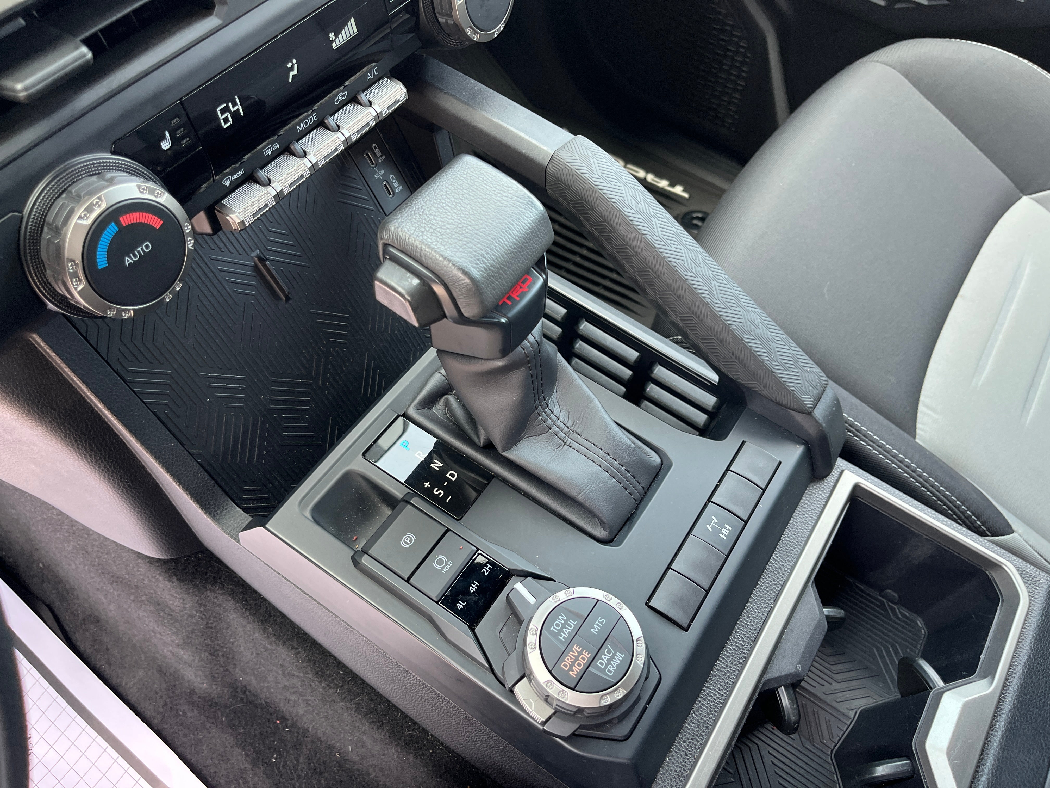 2025 Toyota Tacoma 4WD SR