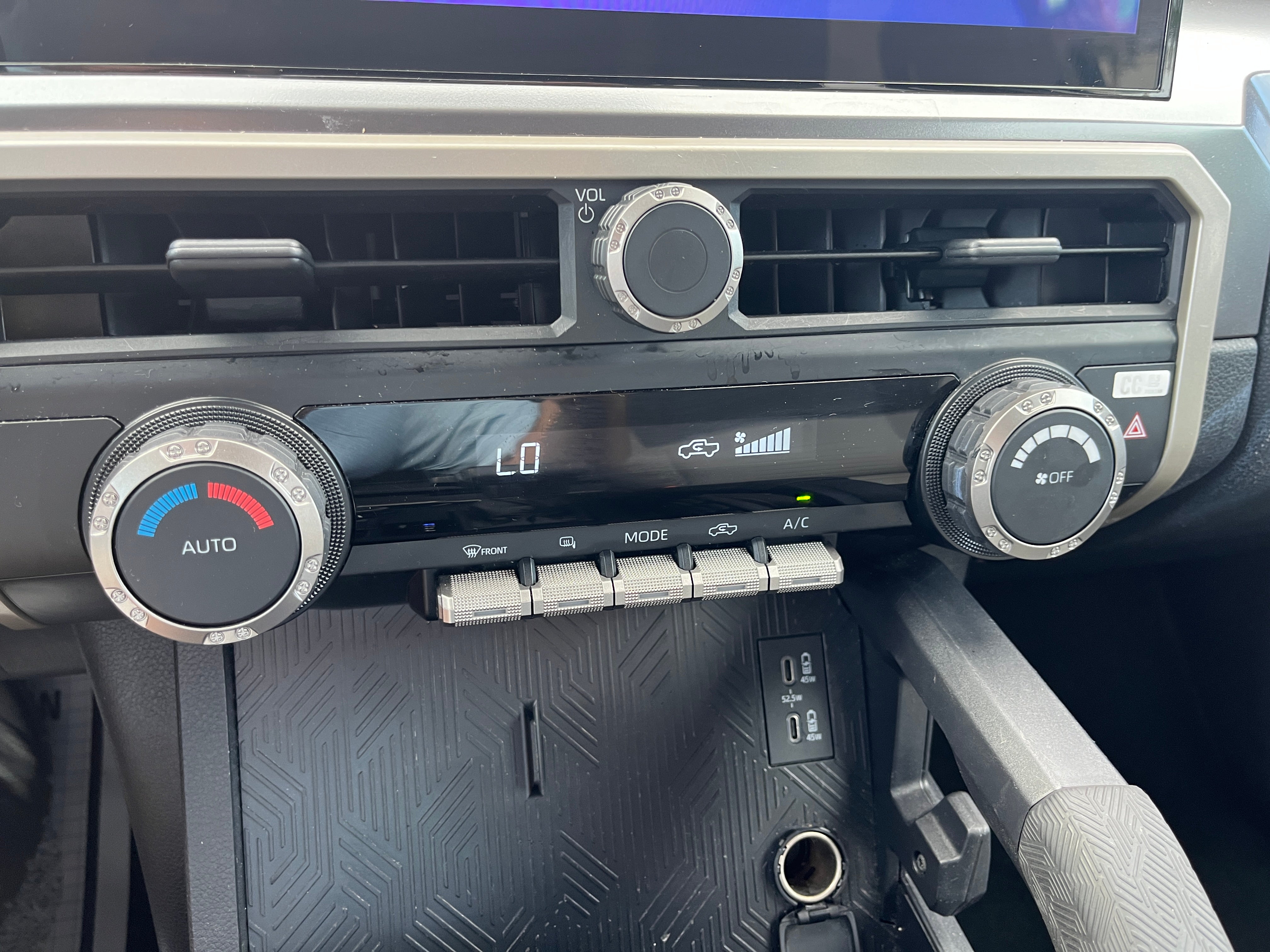 2025 Toyota Tacoma 4WD SR