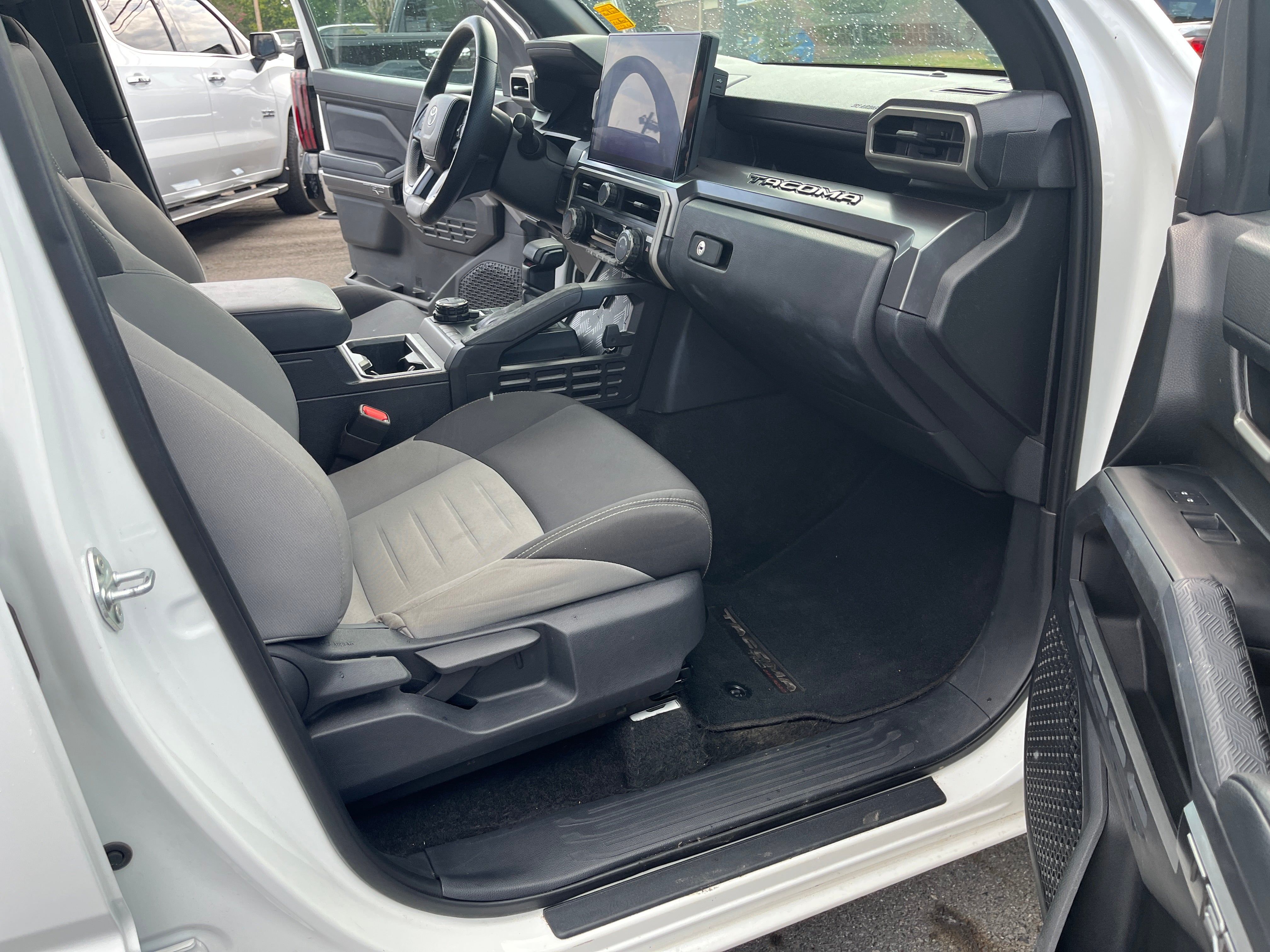 2025 Toyota Tacoma 4WD SR