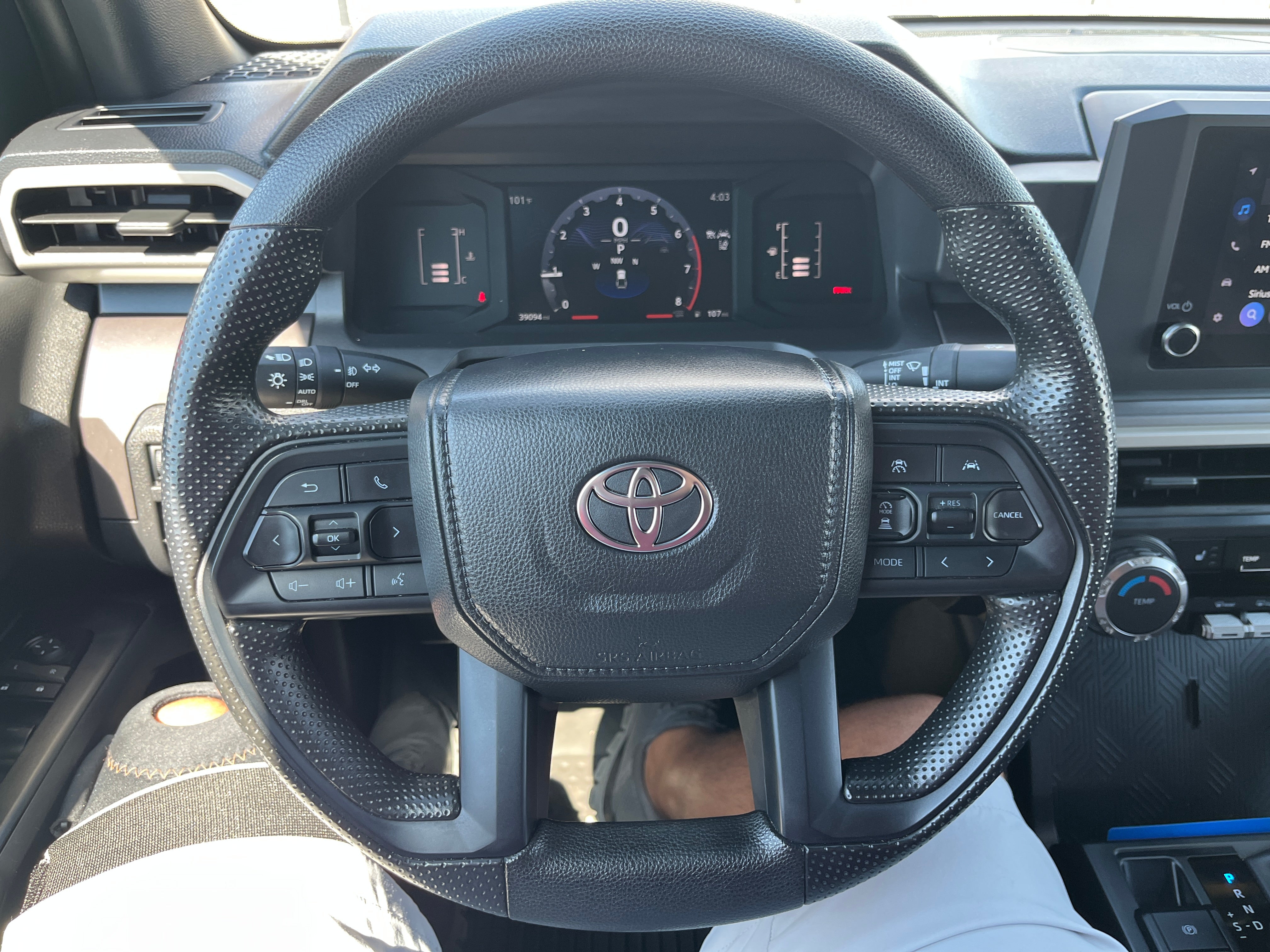 2025 Toyota Tacoma 4WD SR