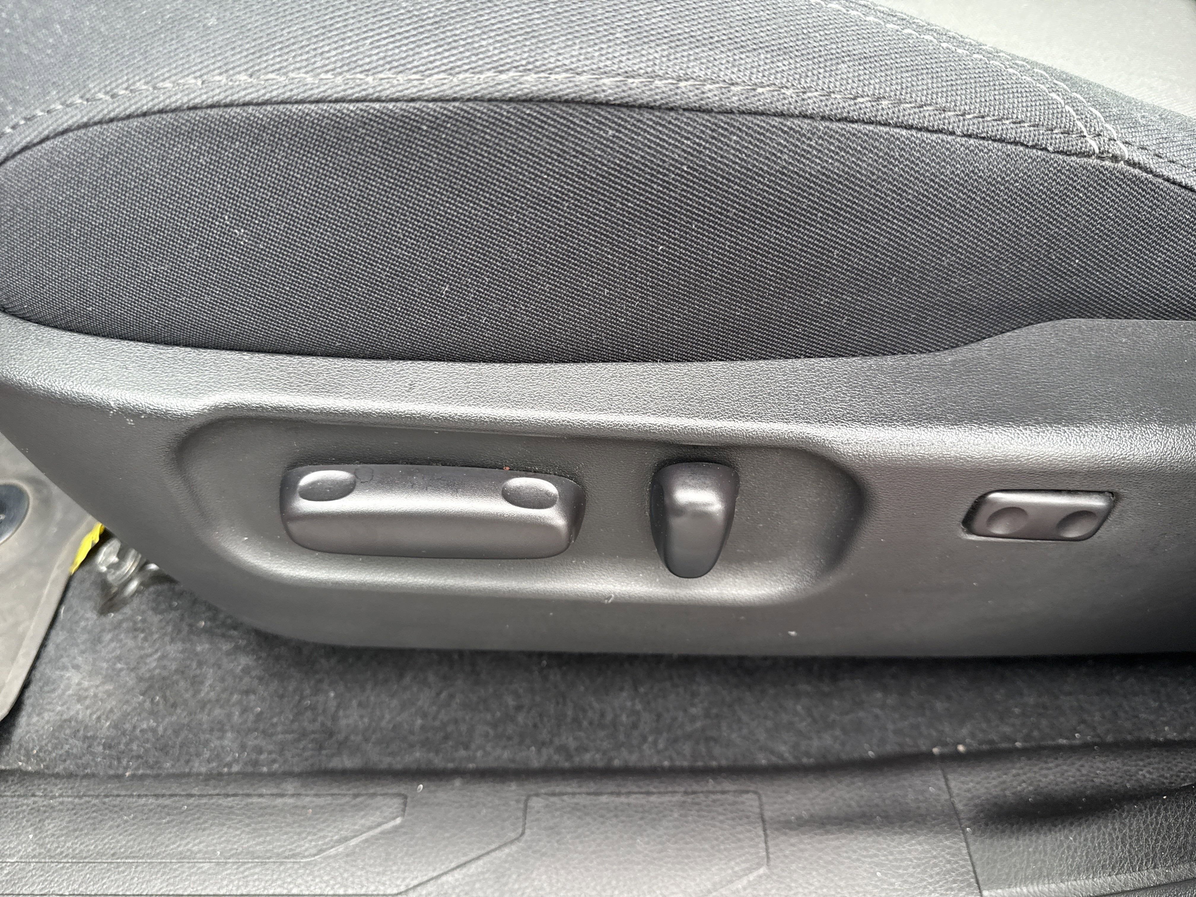 2023 Toyota Tacoma 4WD Base