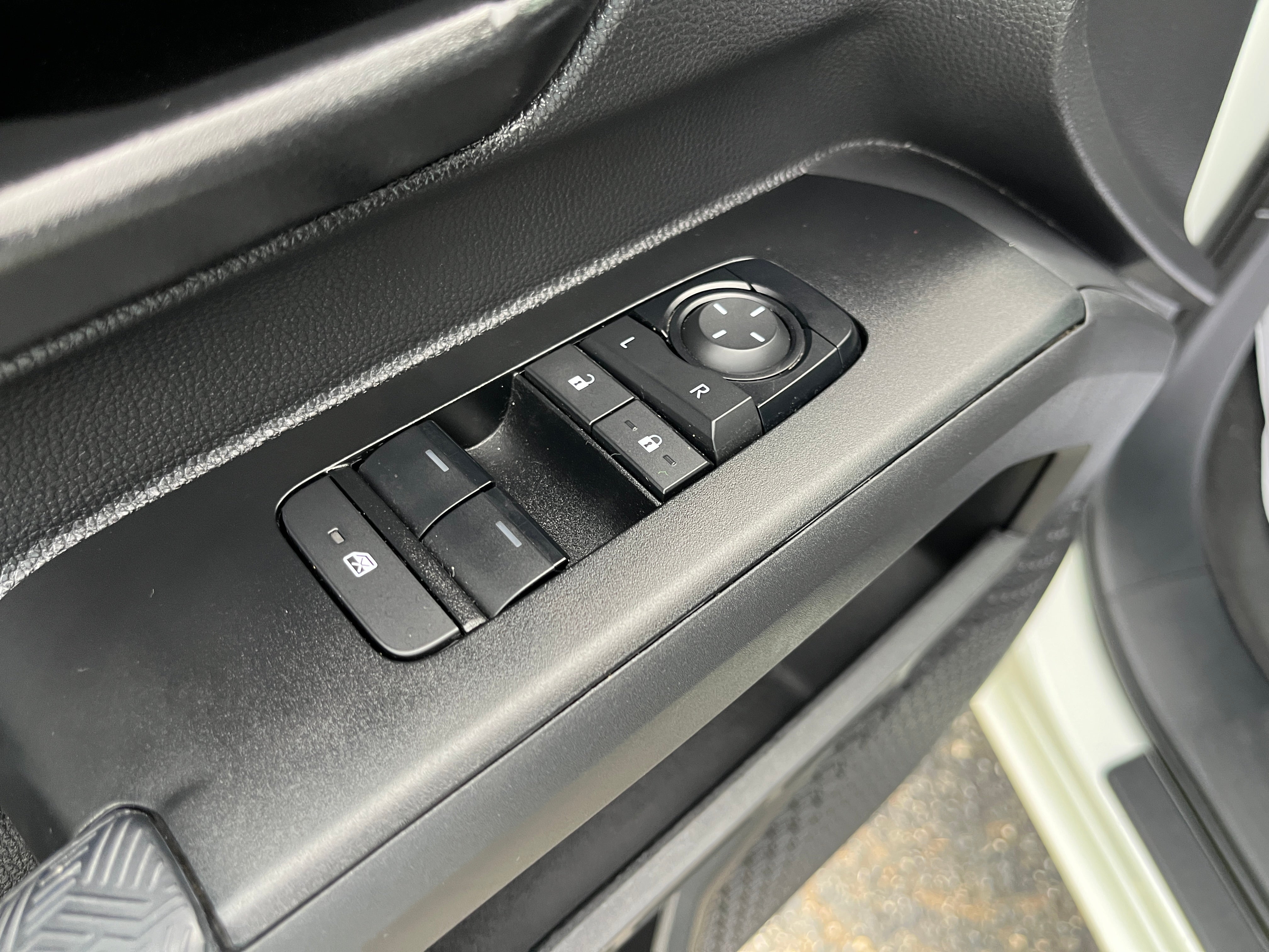 2025 Toyota Tacoma 2WD SR