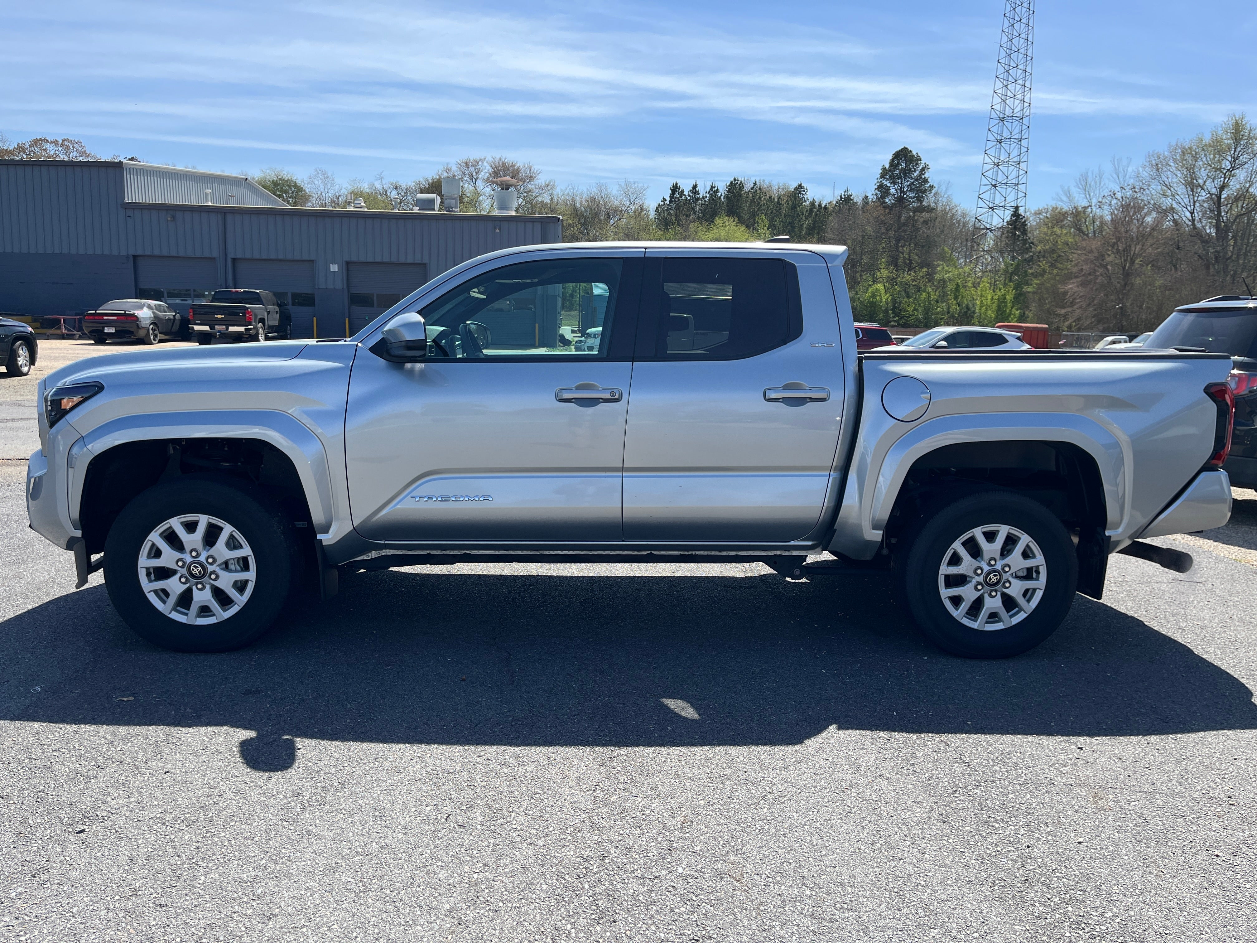 Used 2024 Toyota Tacoma SR5 with VIN 3TYLB5JN1RT036373 for sale in Little Rock