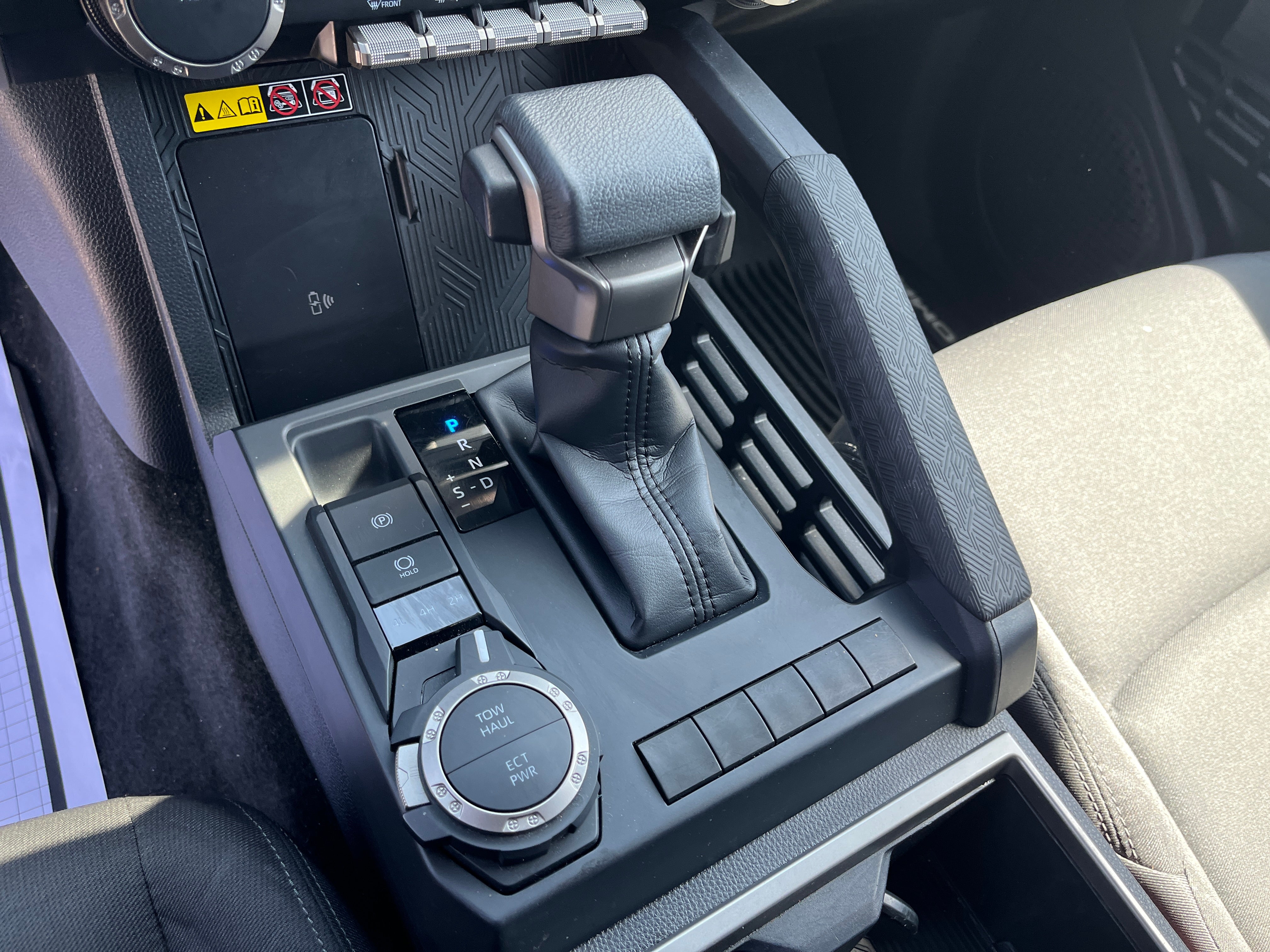 2024 Toyota Tacoma 4WD SR5