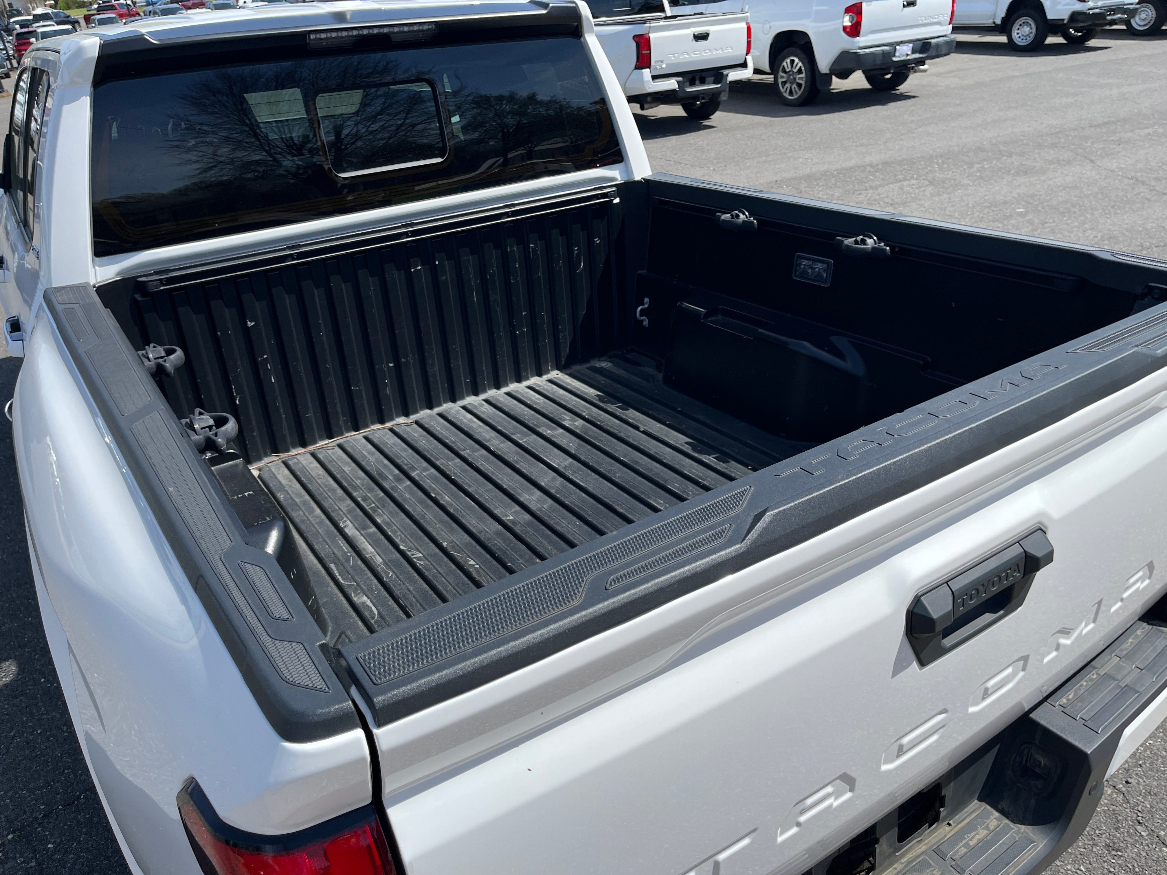 2024 Toyota Tacoma 4WD SR5