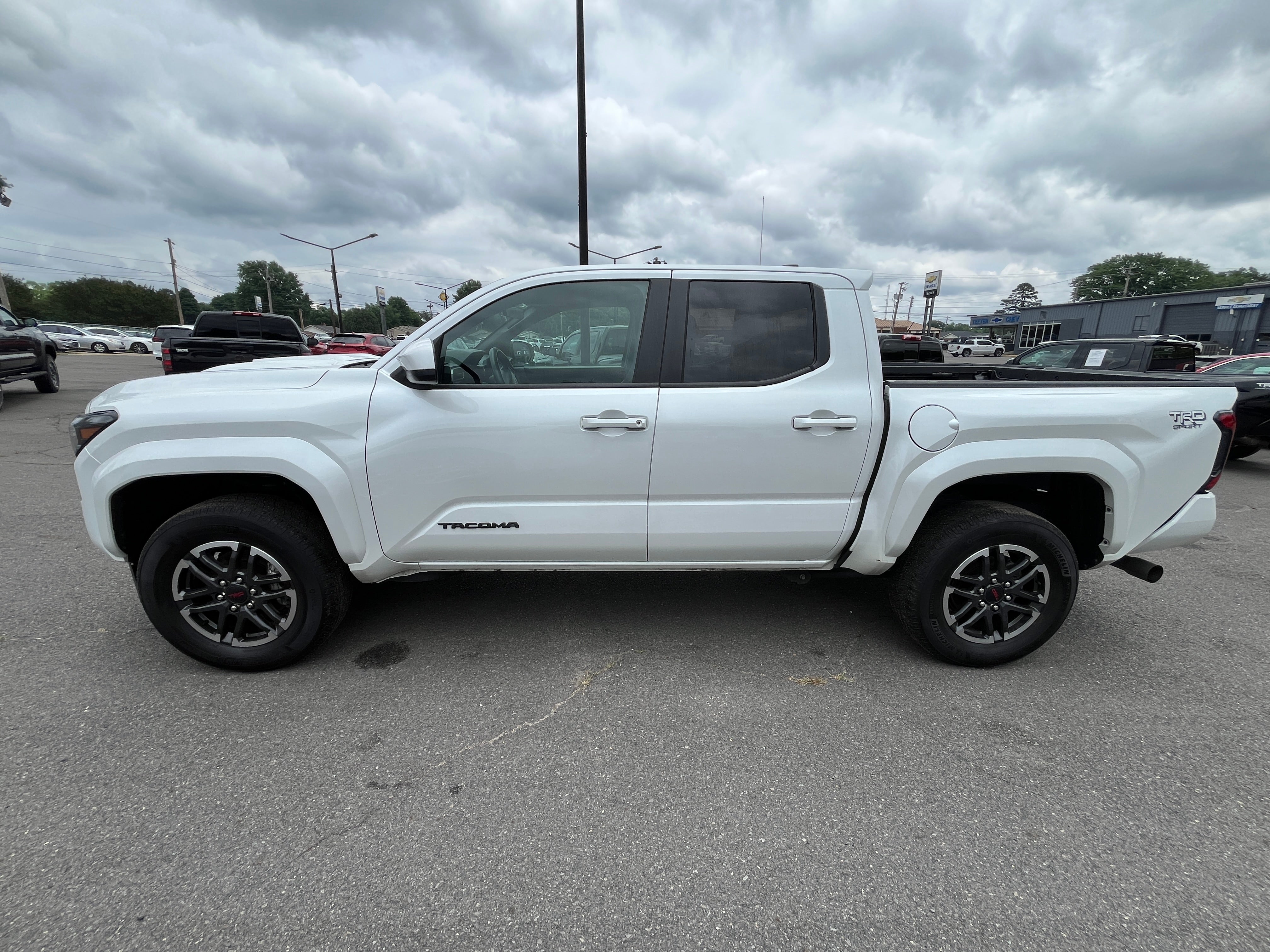 2025 Toyota Tacoma 4WD SR