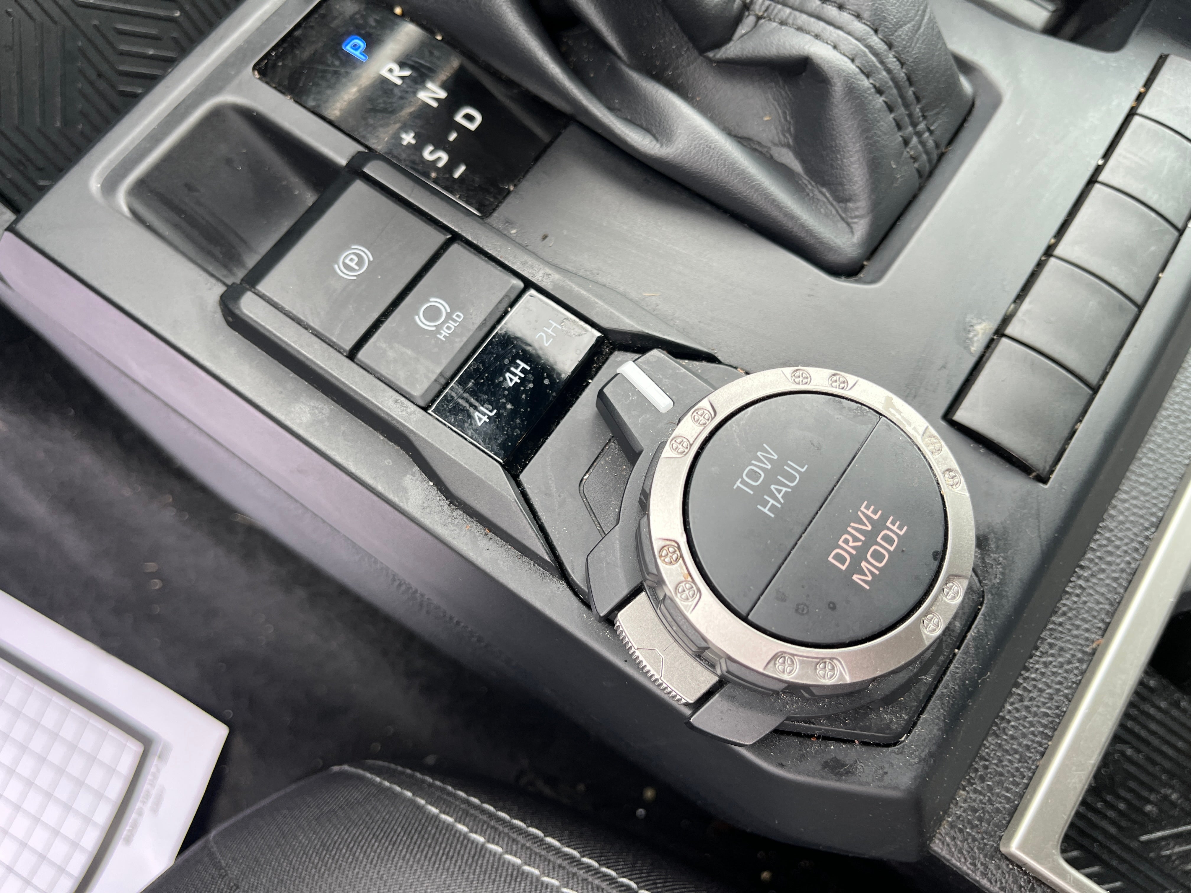 2025 Toyota Tacoma 4WD SR
