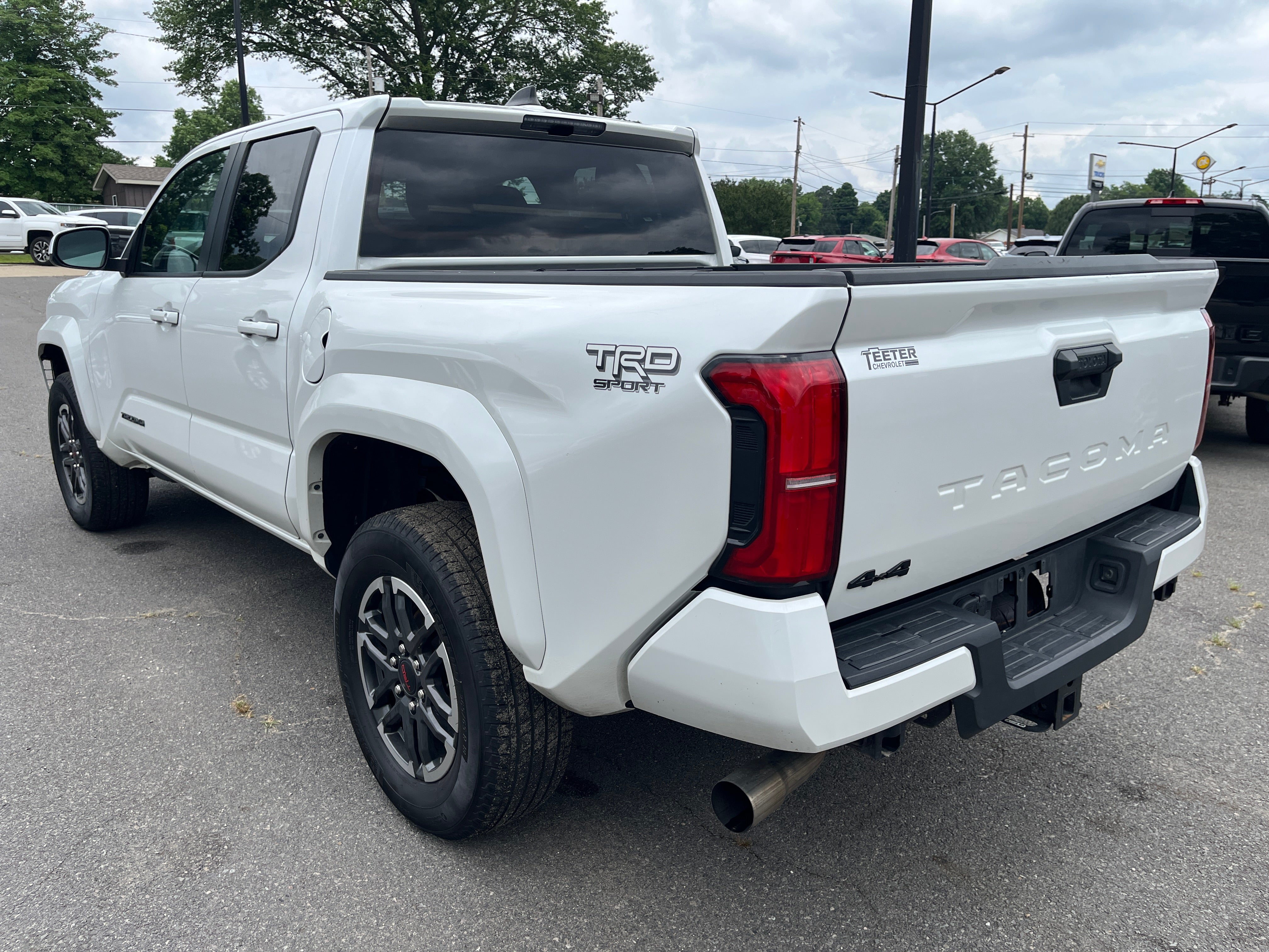 2025 Toyota Tacoma 4WD SR
