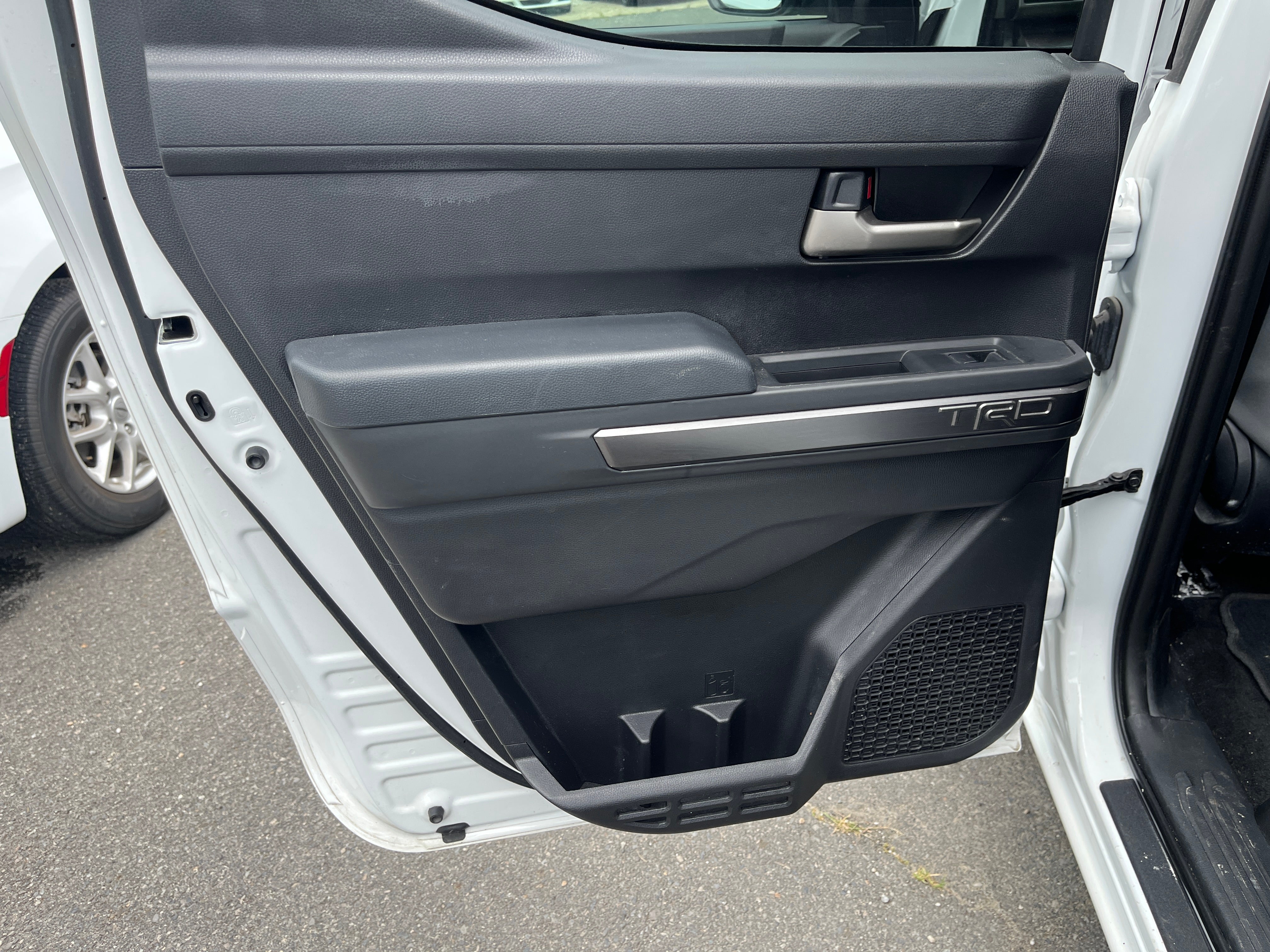 2025 Toyota Tacoma 4WD SR