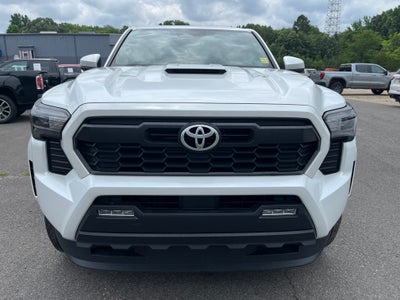 2025 Toyota Tacoma 4WD SR