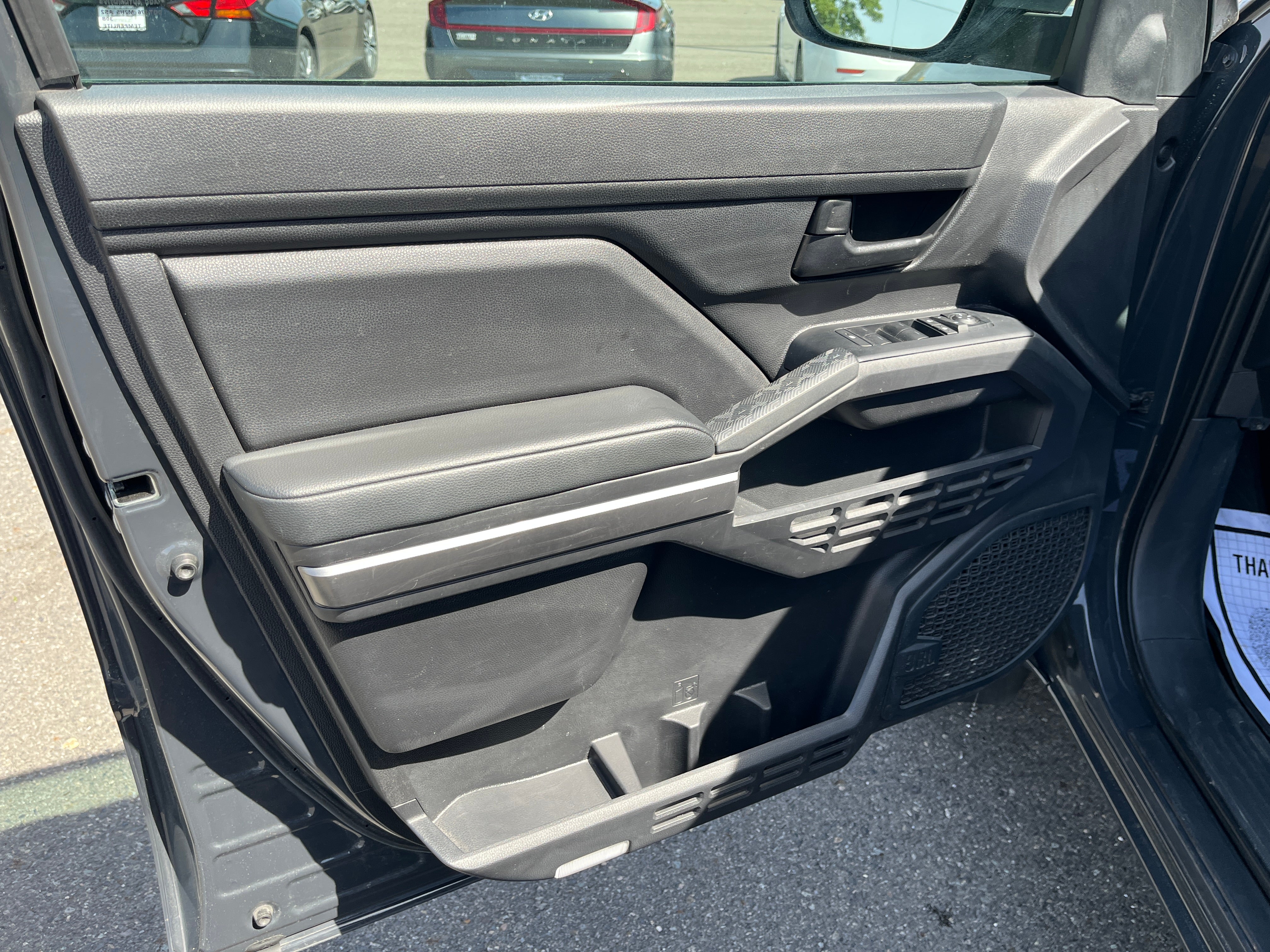 2024 Toyota Tacoma 4WD SR5