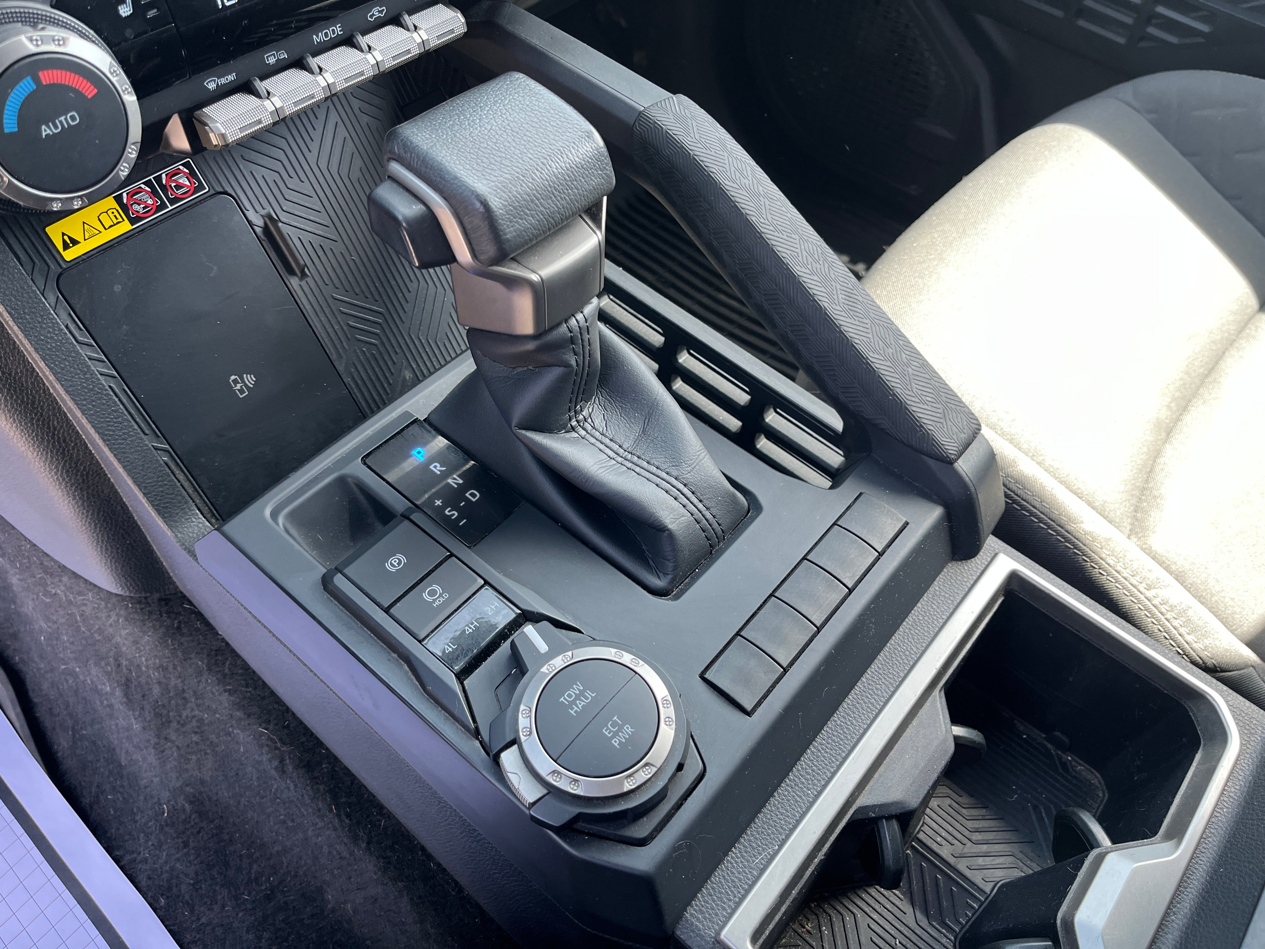 2024 Toyota Tacoma 4WD SR5