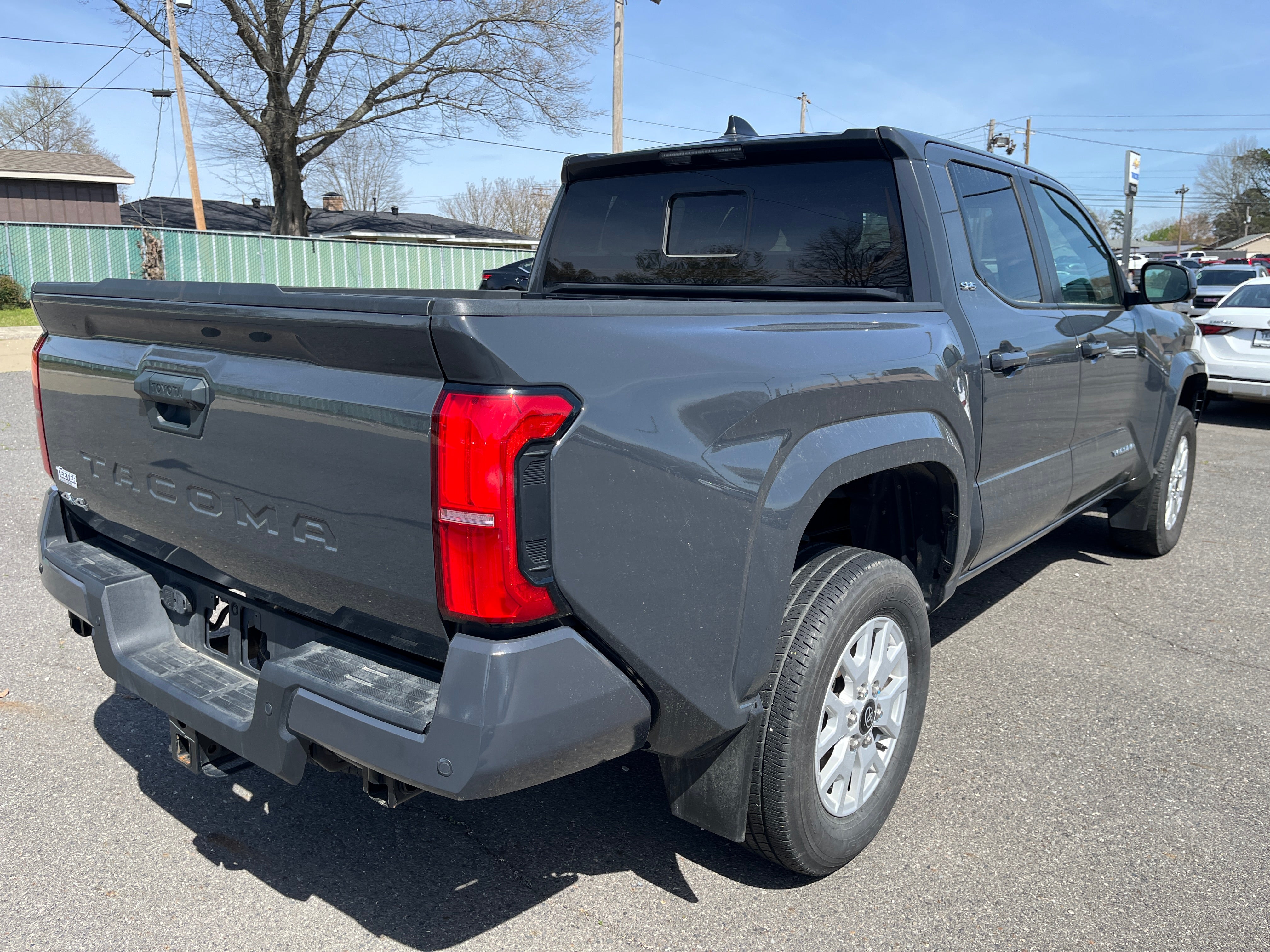 2024 Toyota Tacoma 4WD SR5