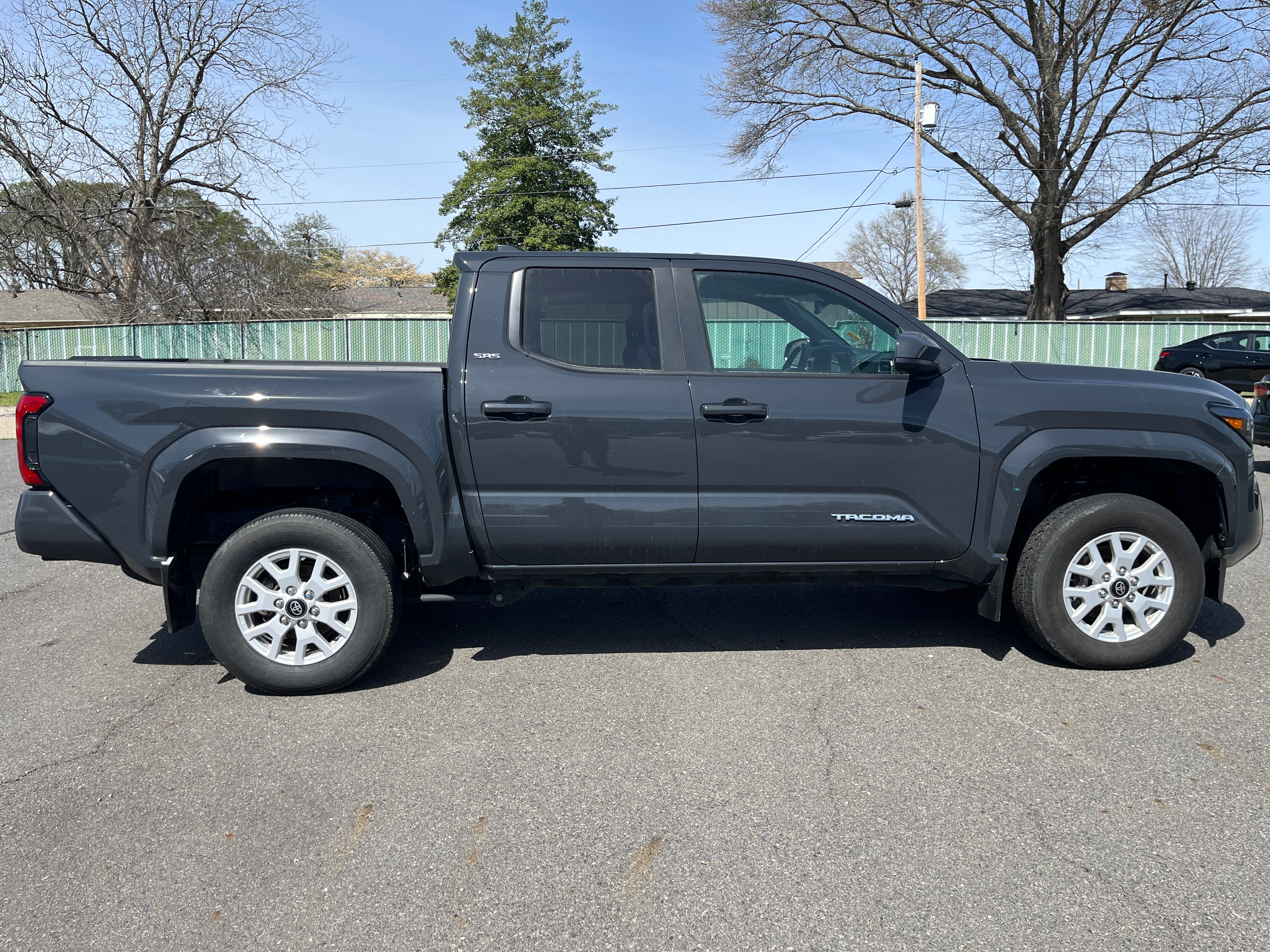 2024 Toyota Tacoma 4WD SR5