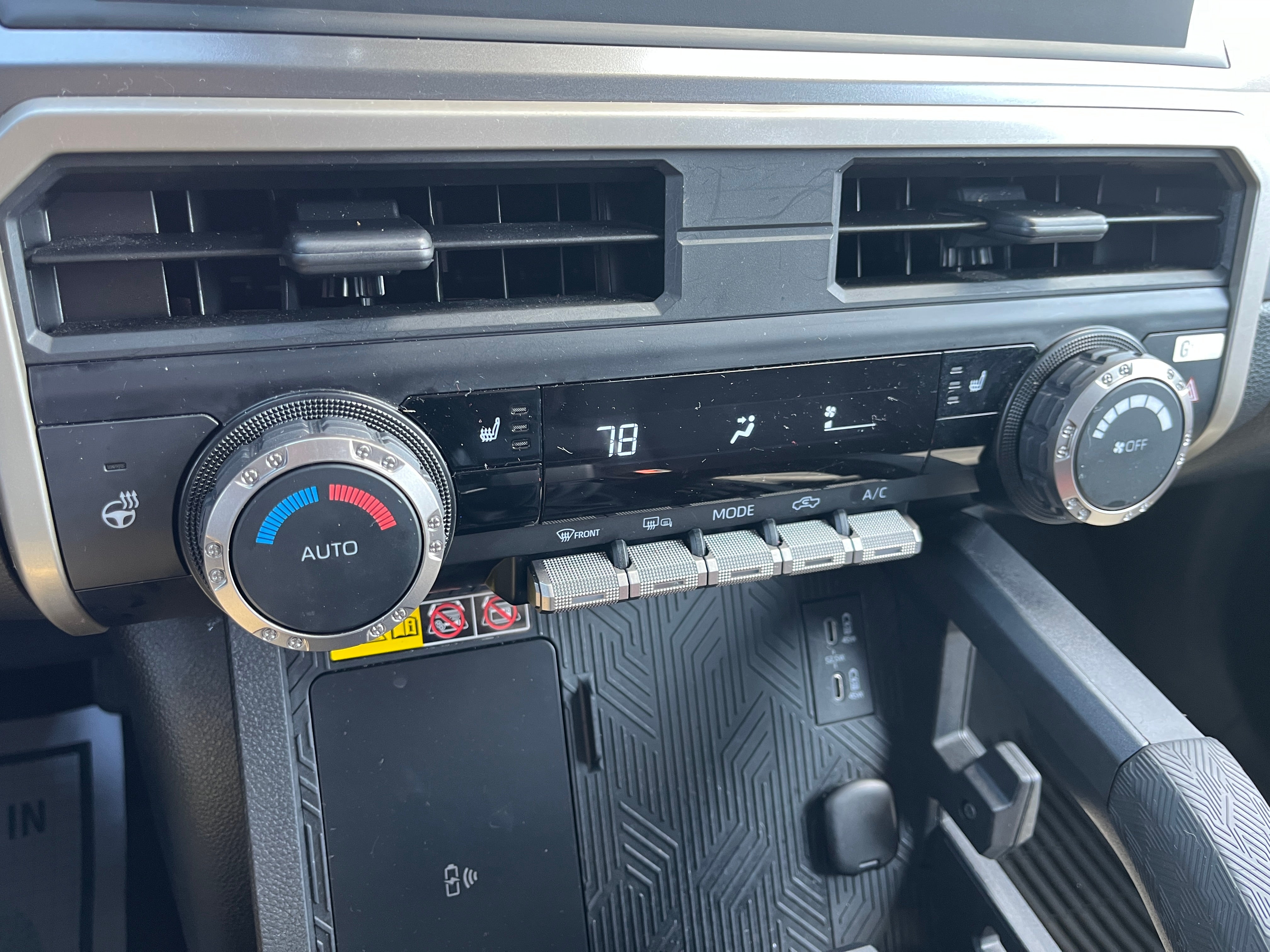 2024 Toyota Tacoma 4WD SR5