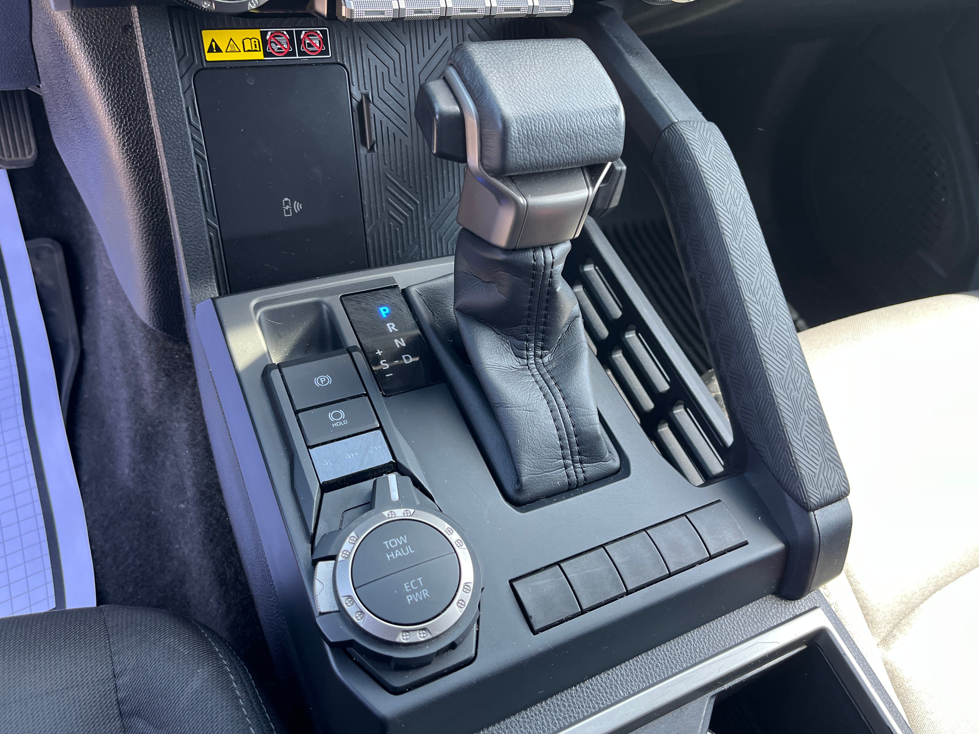 2024 Toyota Tacoma 4WD SR5