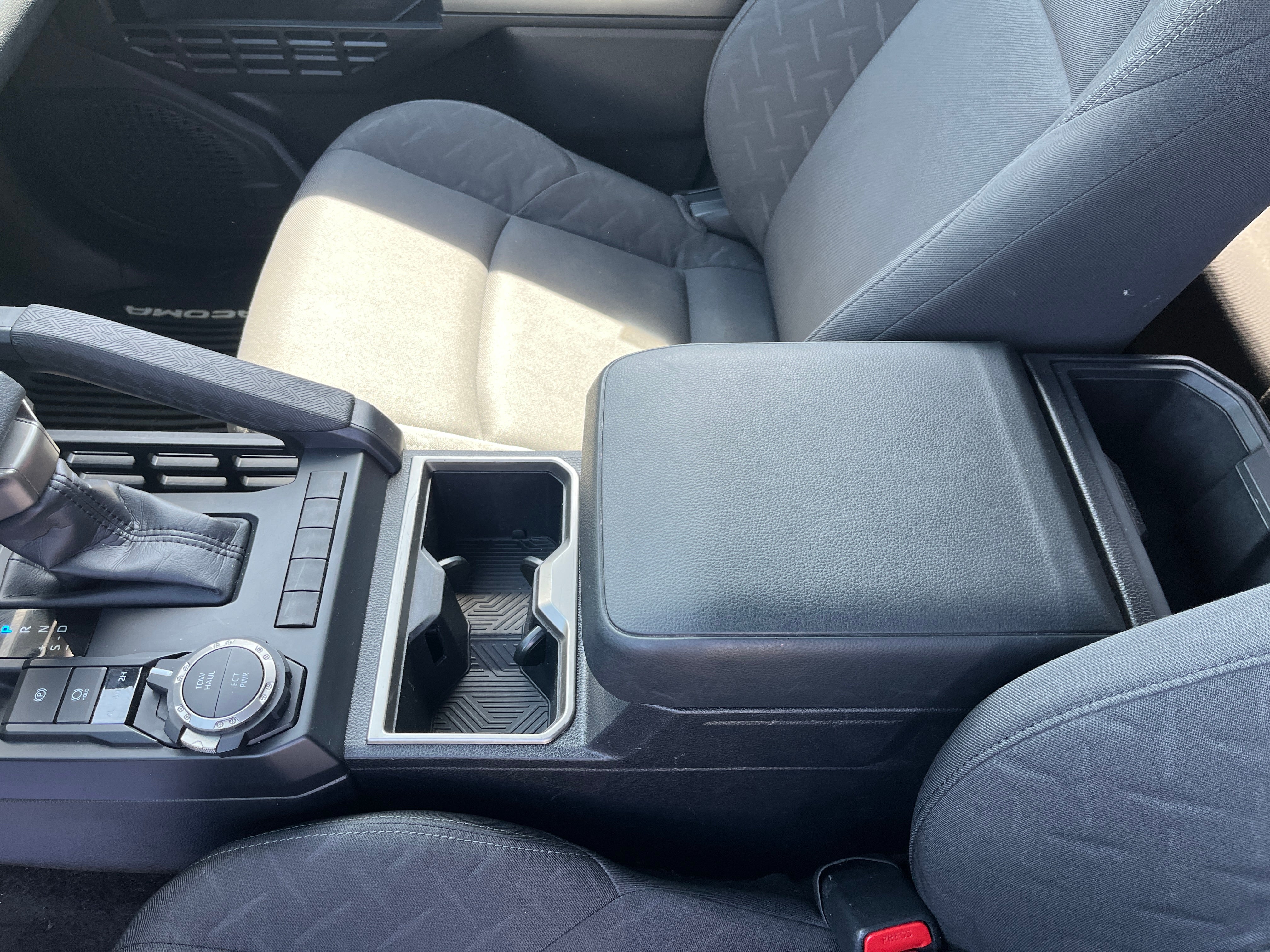 2024 Toyota Tacoma 4WD SR5