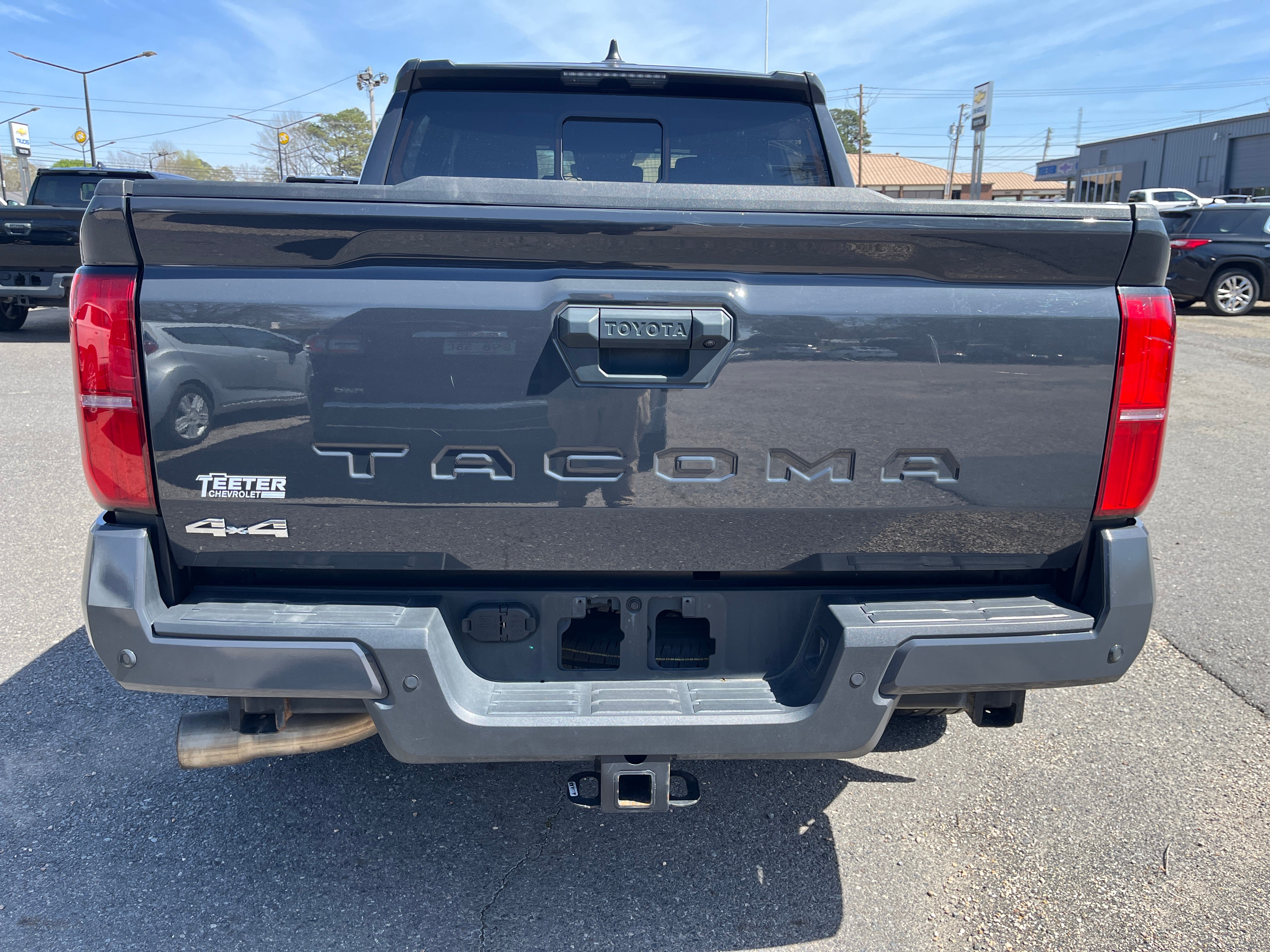 2024 Toyota Tacoma 4WD SR5