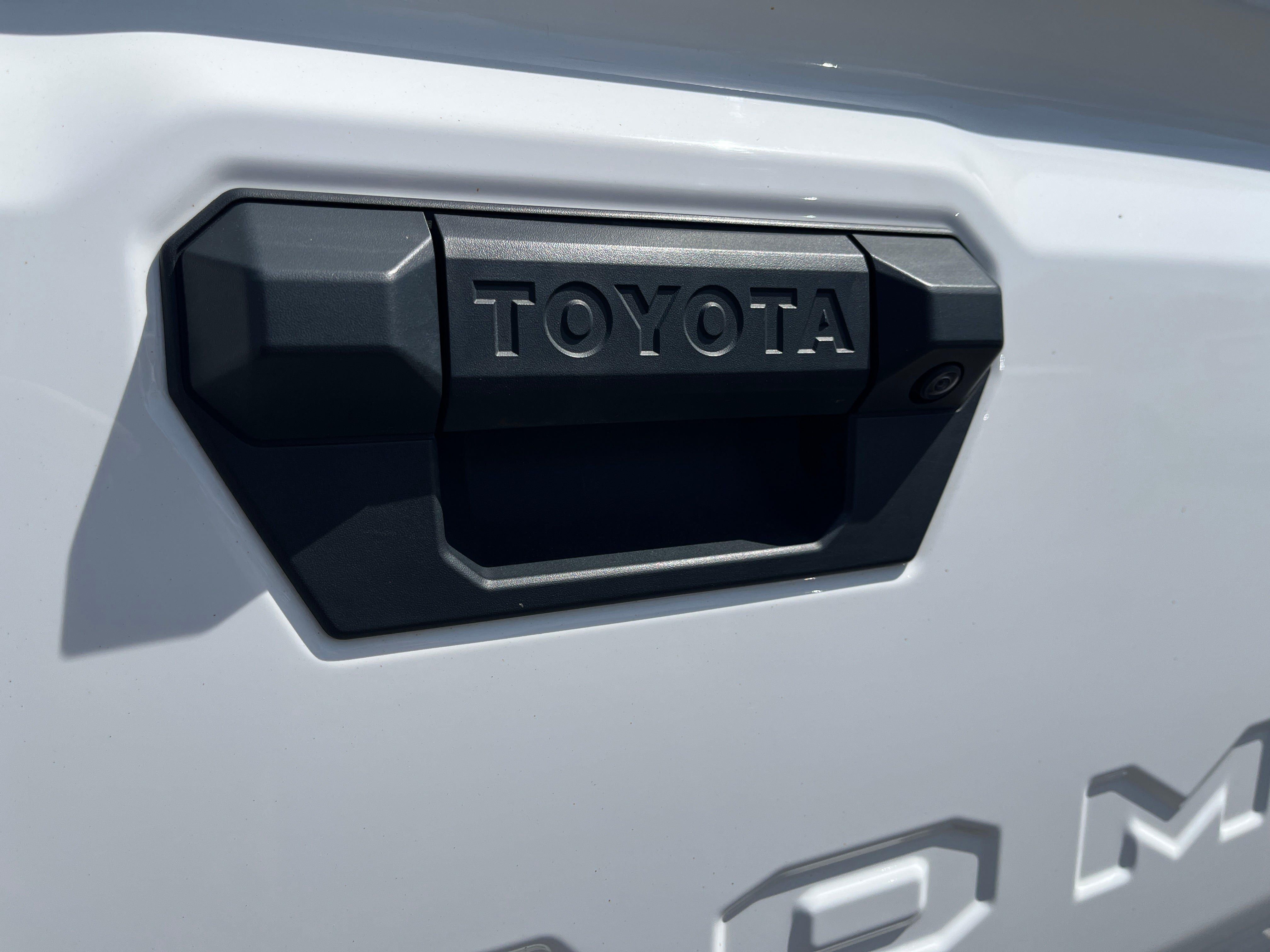 2024 Toyota Tacoma 4WD SR5