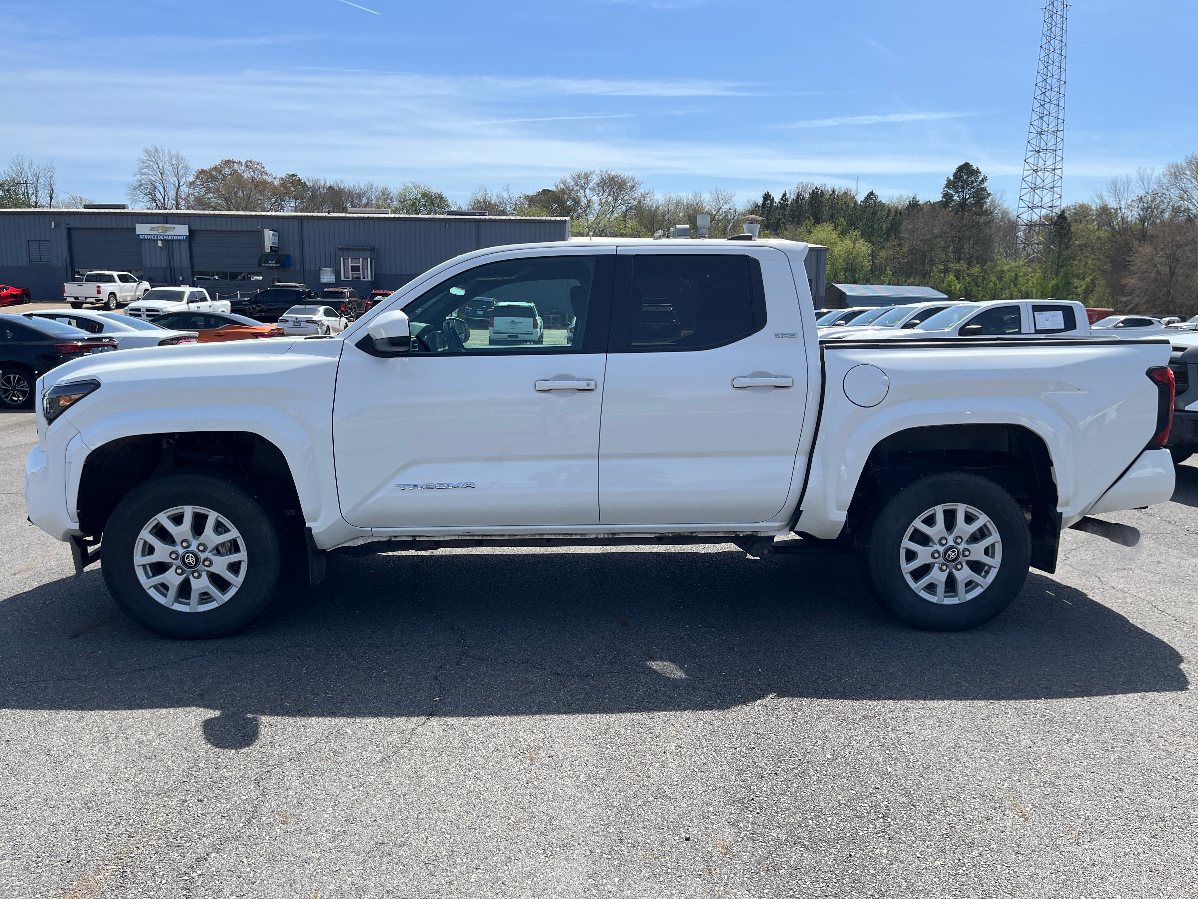 Used 2024 Toyota Tacoma SR5 with VIN 3TYLB5JN9RT037545 for sale in Little Rock