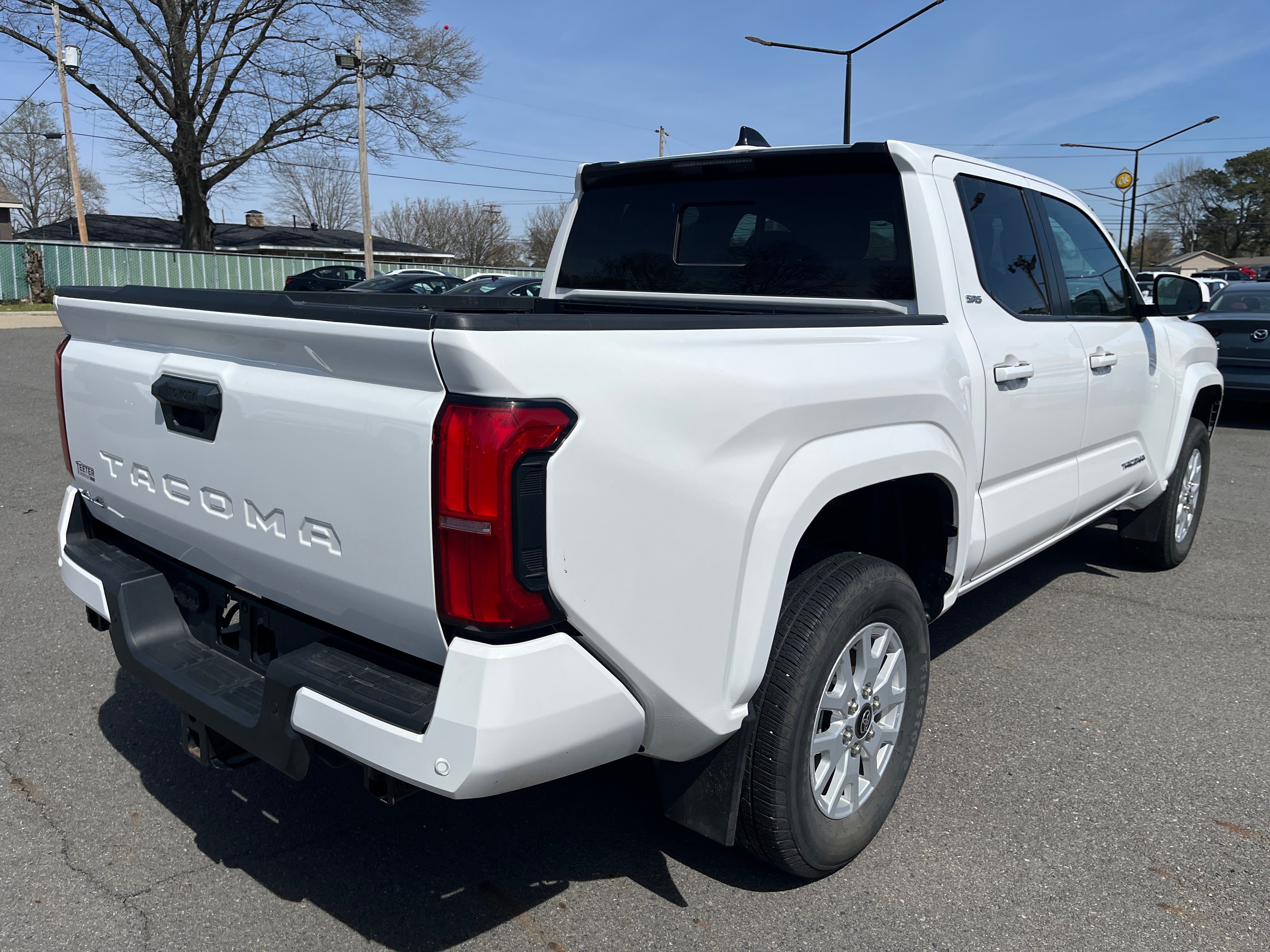 2024 Toyota Tacoma 4WD SR5