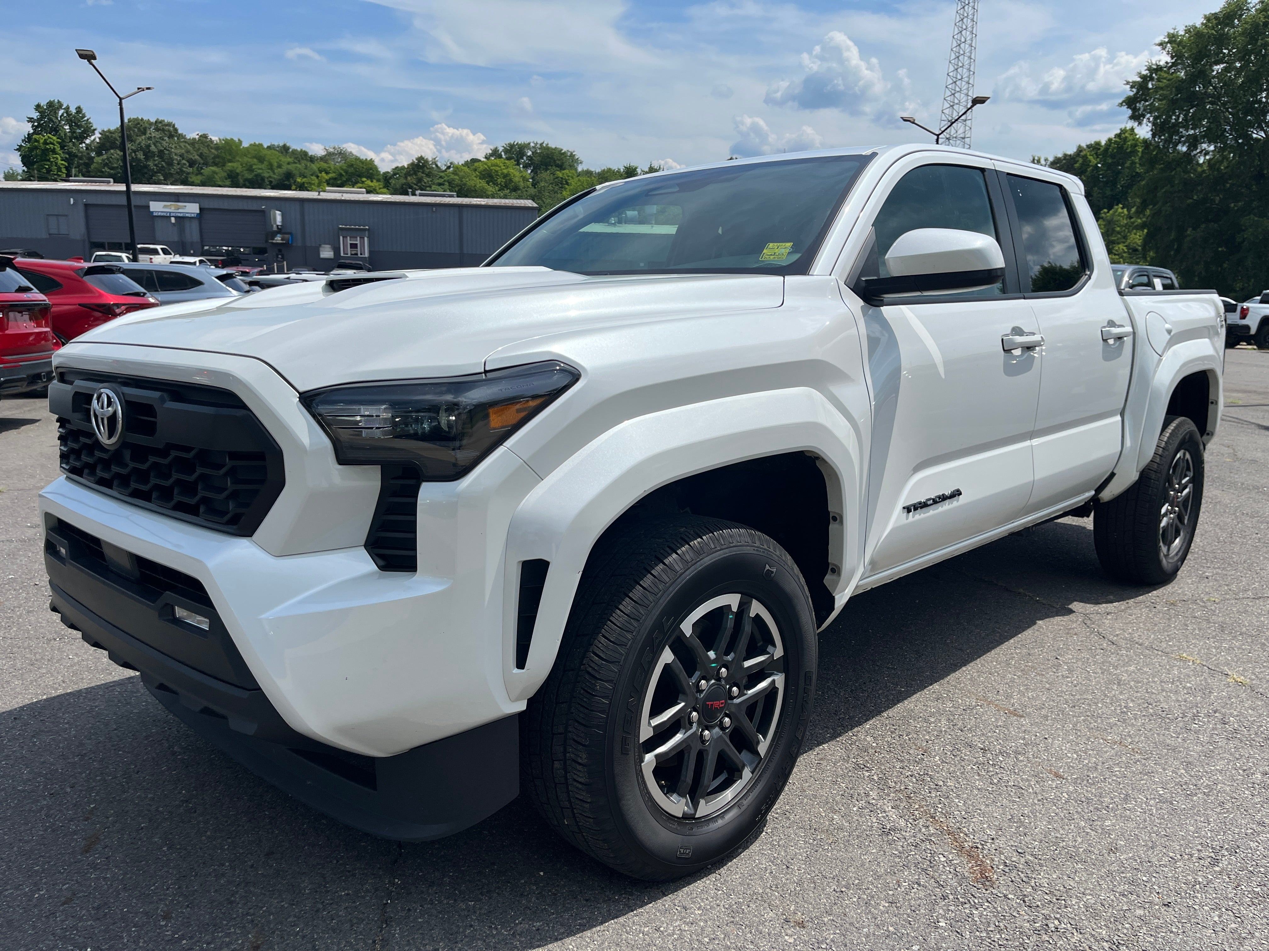 2025 Toyota Tacoma 4WD SR