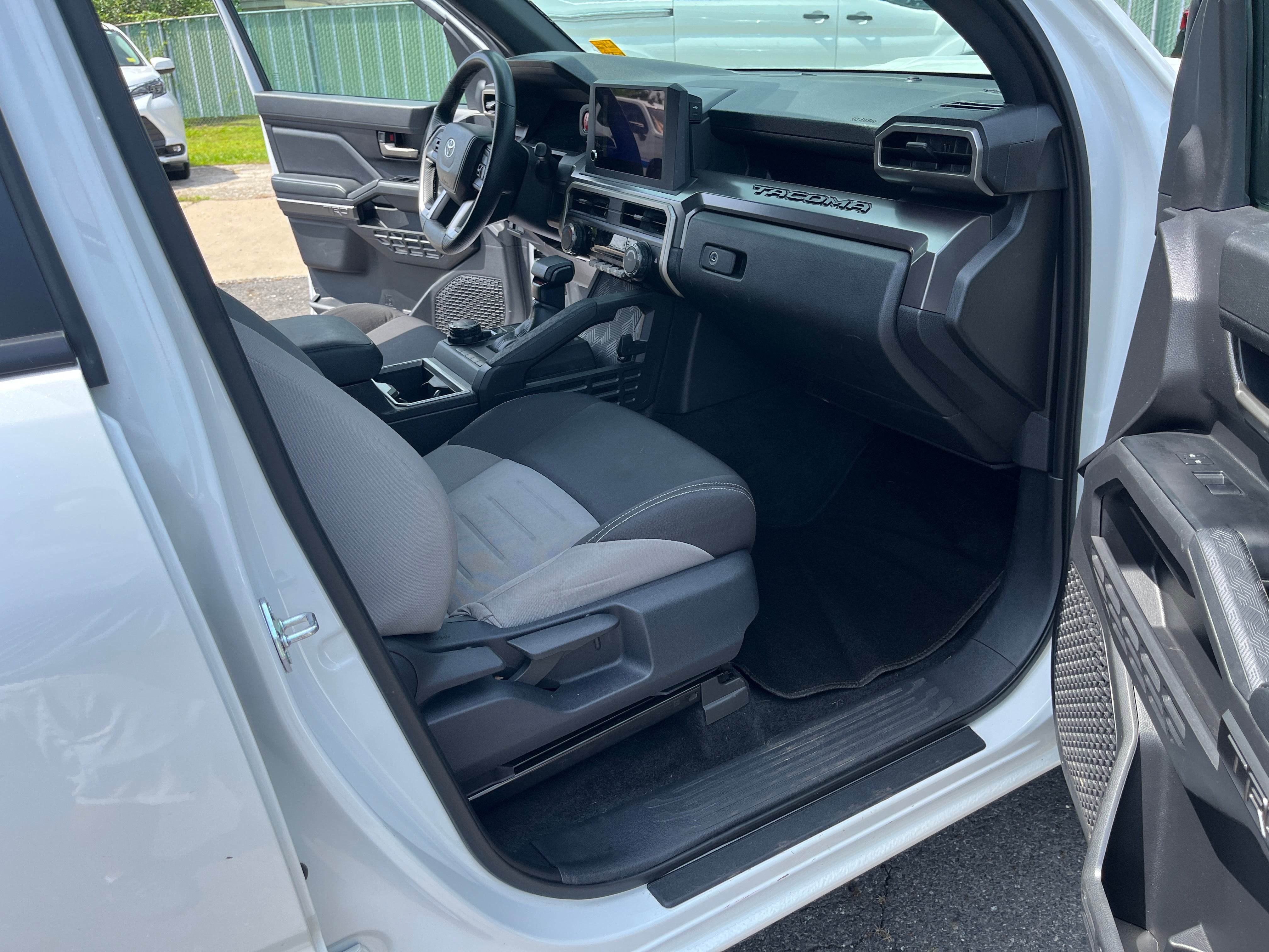 2025 Toyota Tacoma 4WD SR