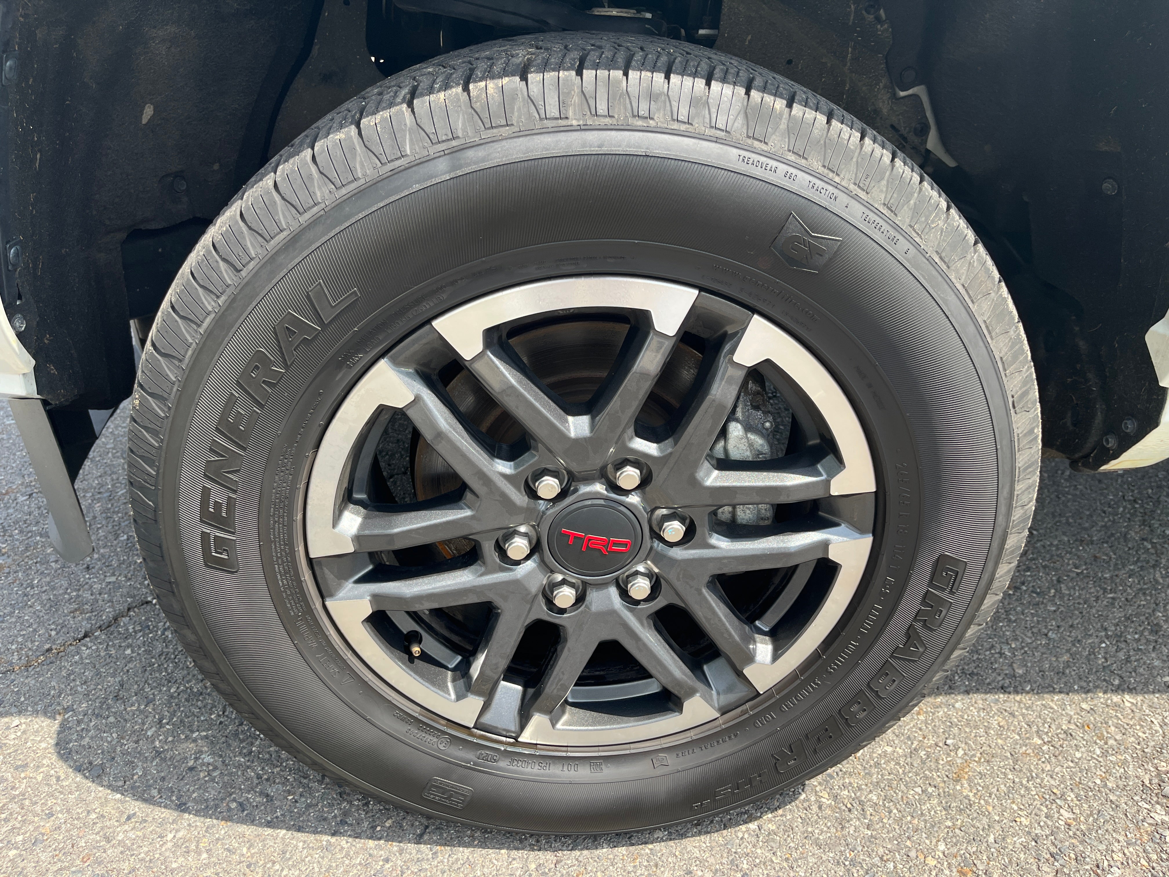 2025 Toyota Tacoma 4WD SR