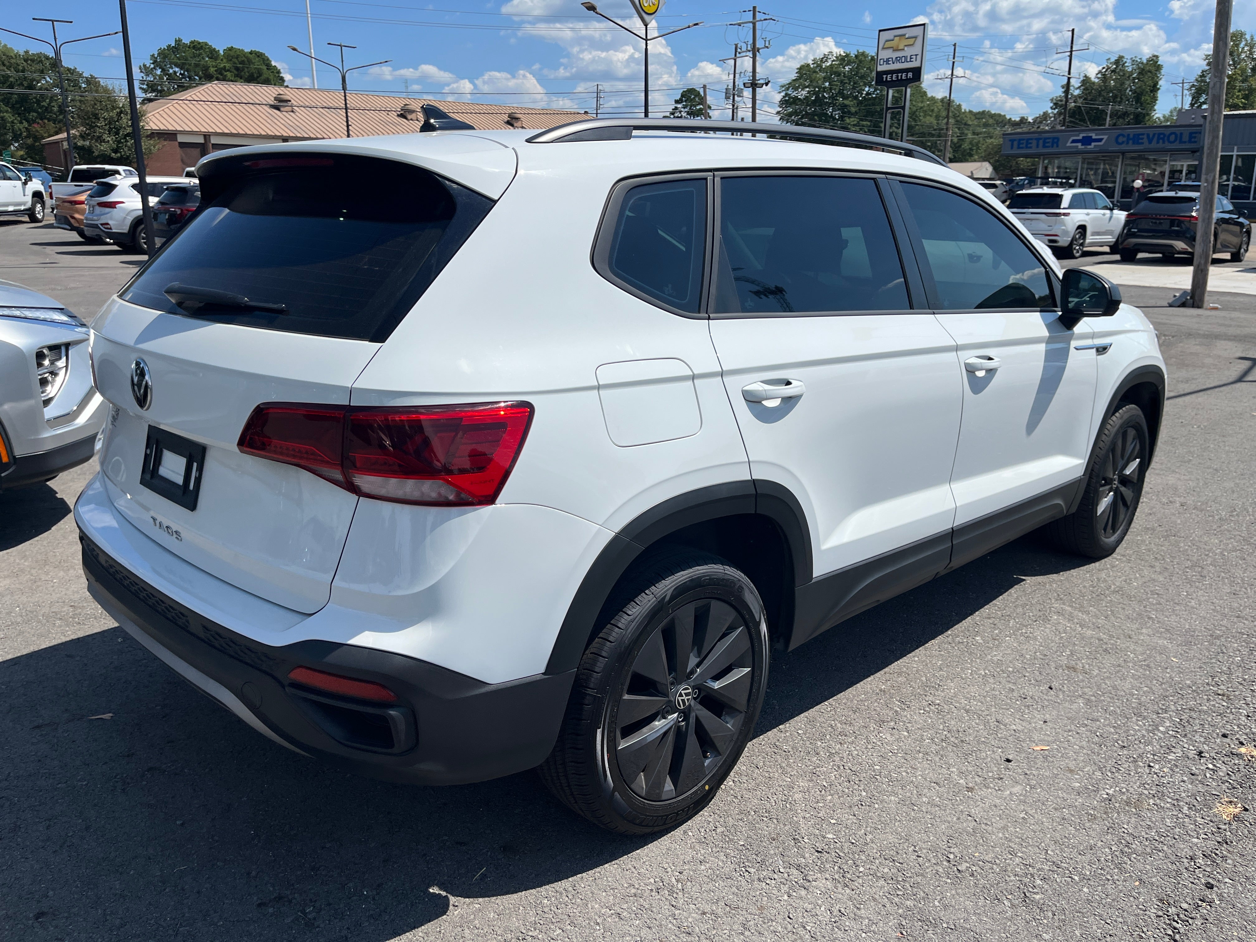 2024 Volkswagen Taos S