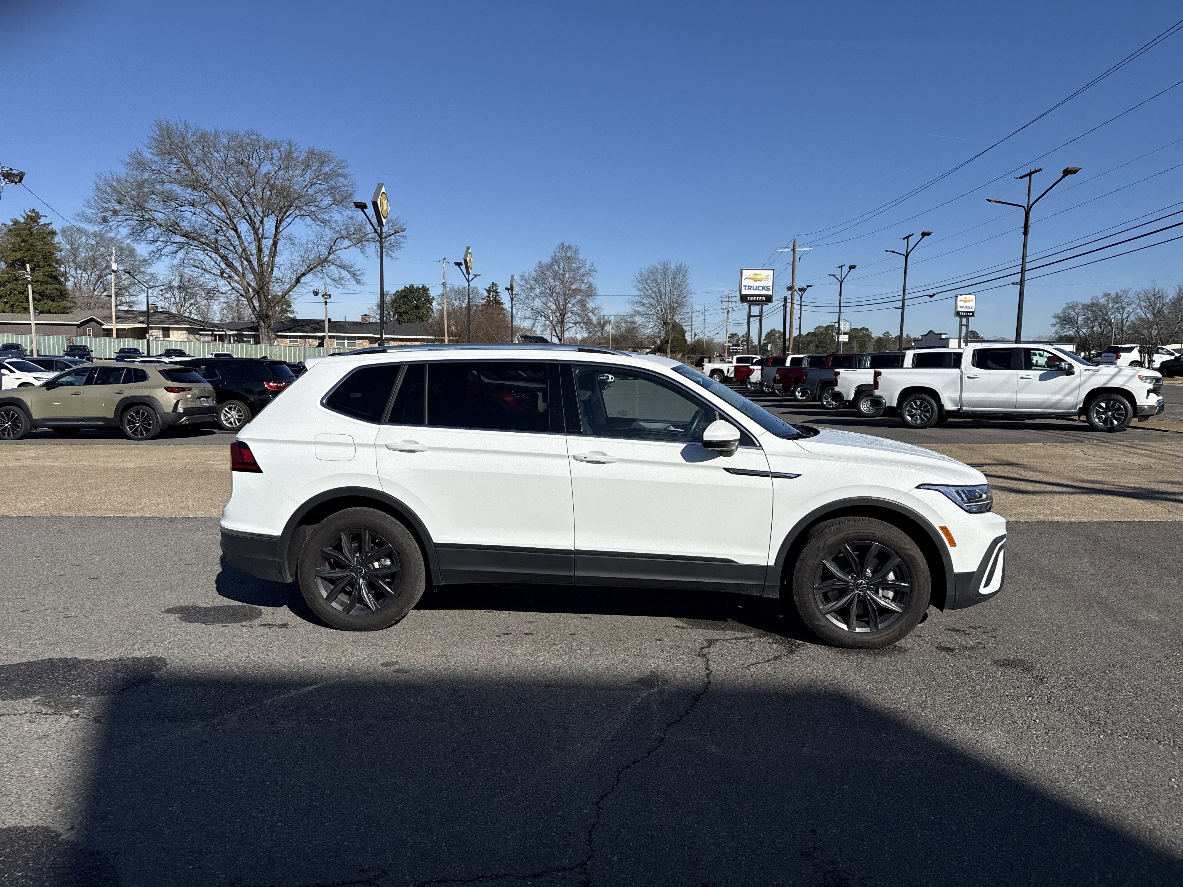 2024 Volkswagen Tiguan SE