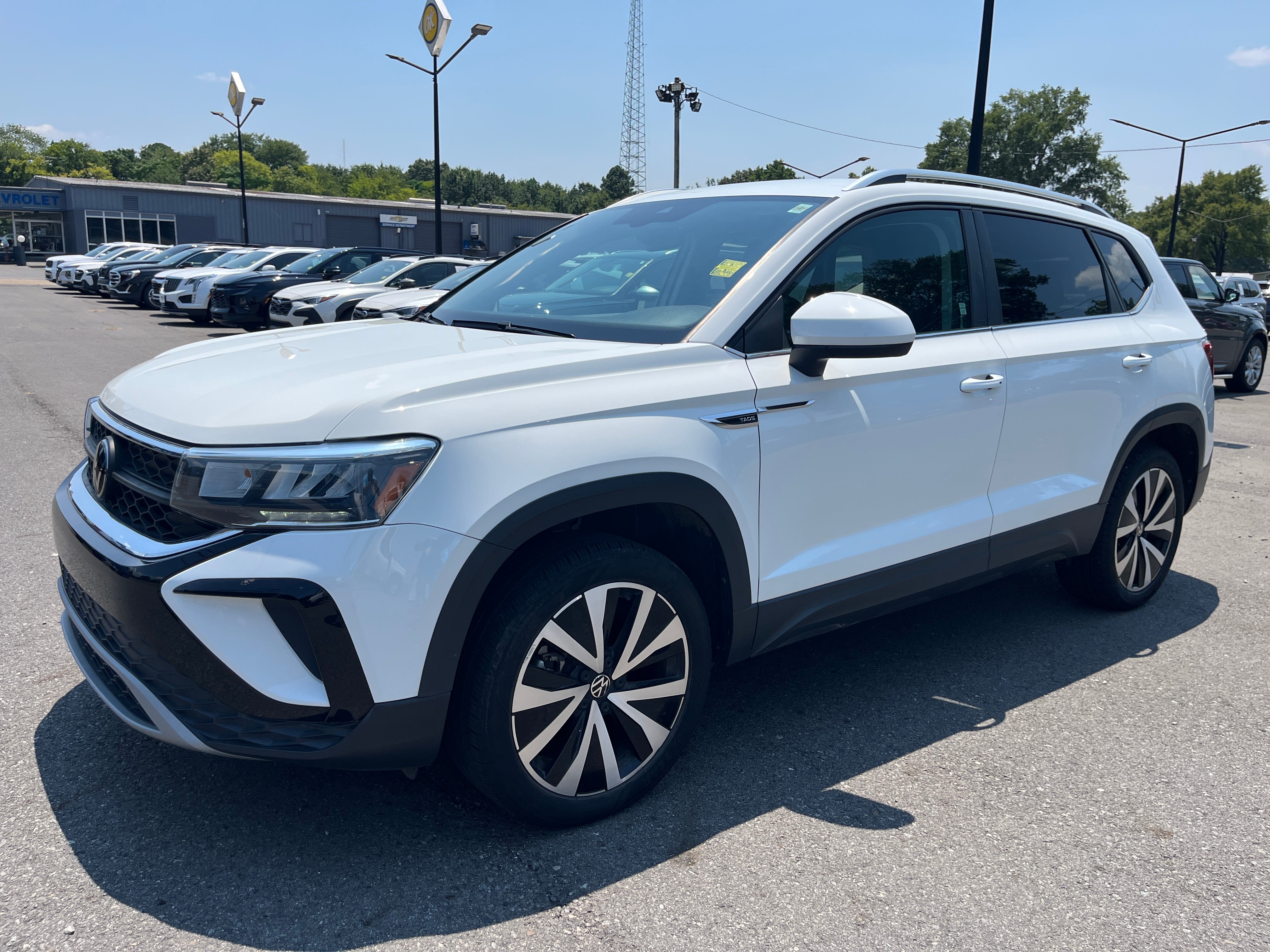 2023 Volkswagen Taos SE