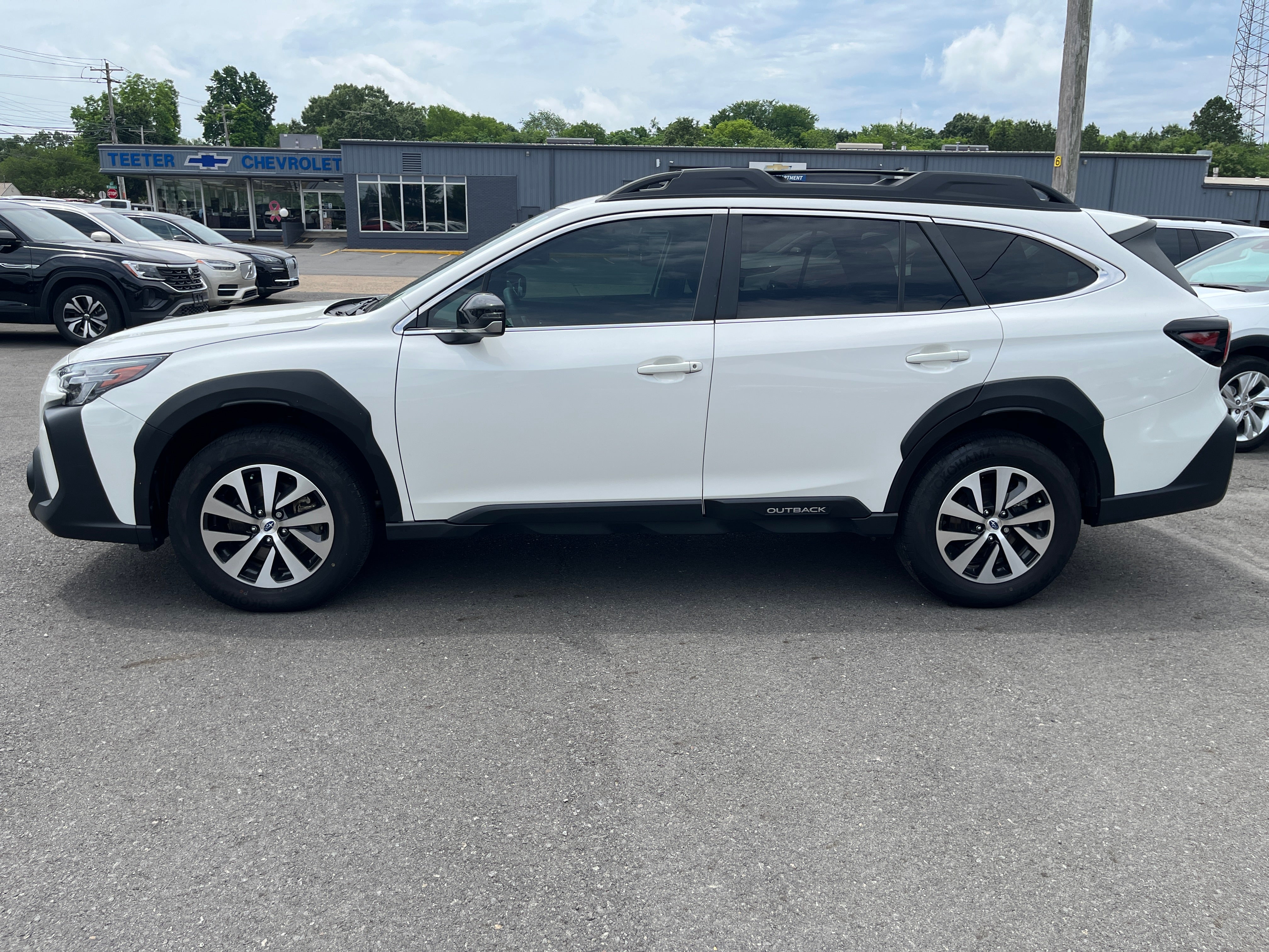 2025 Subaru Outback Premium