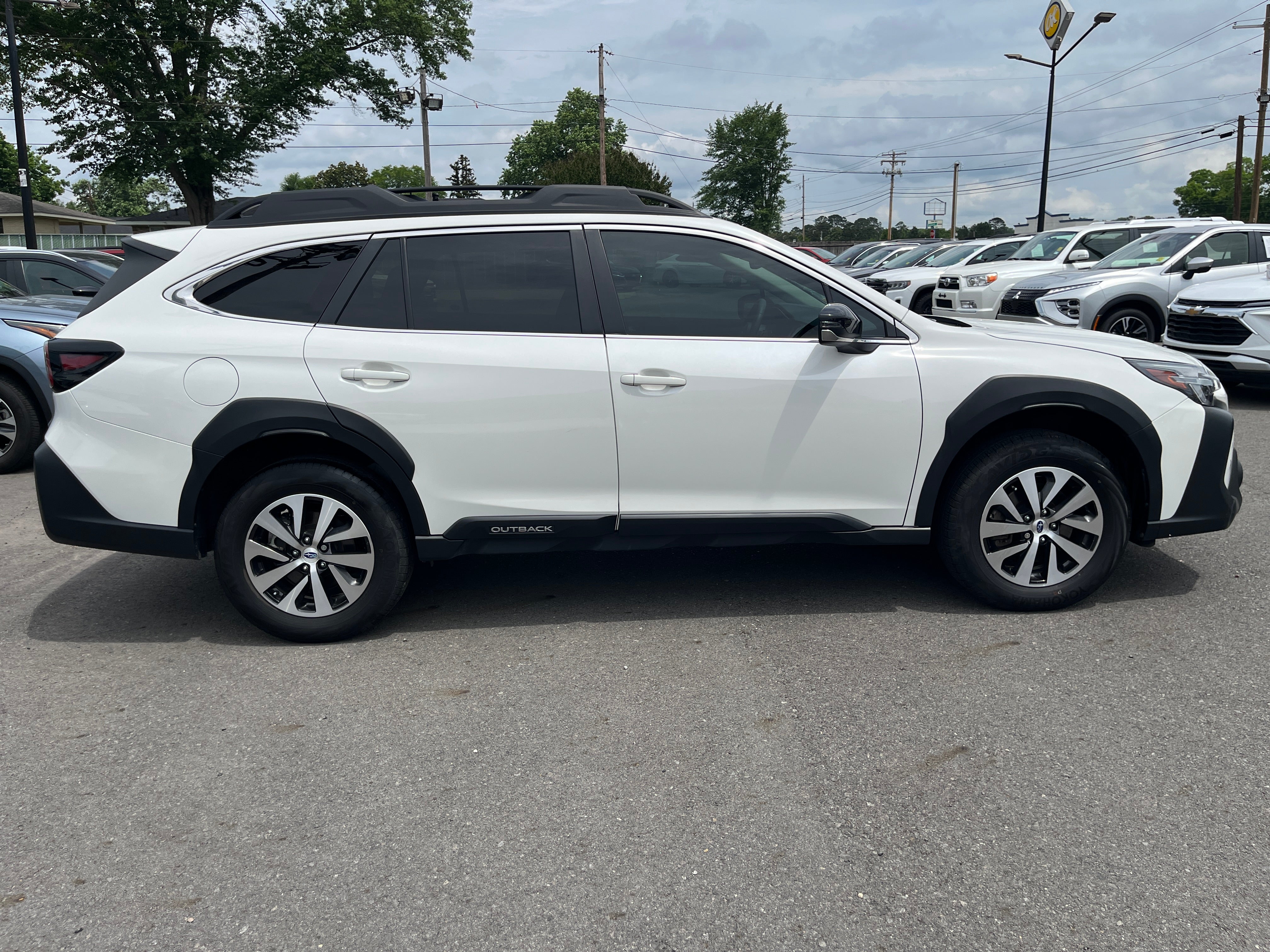 2025 Subaru Outback Premium