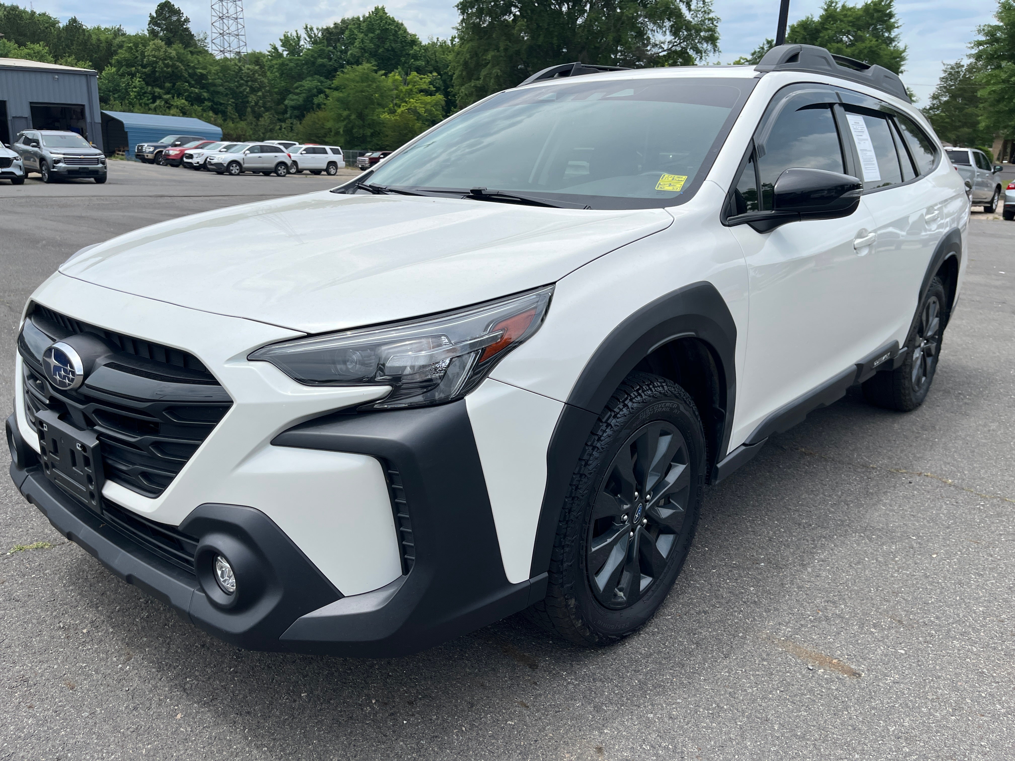 2024 Subaru Outback Onyx Edition's photo