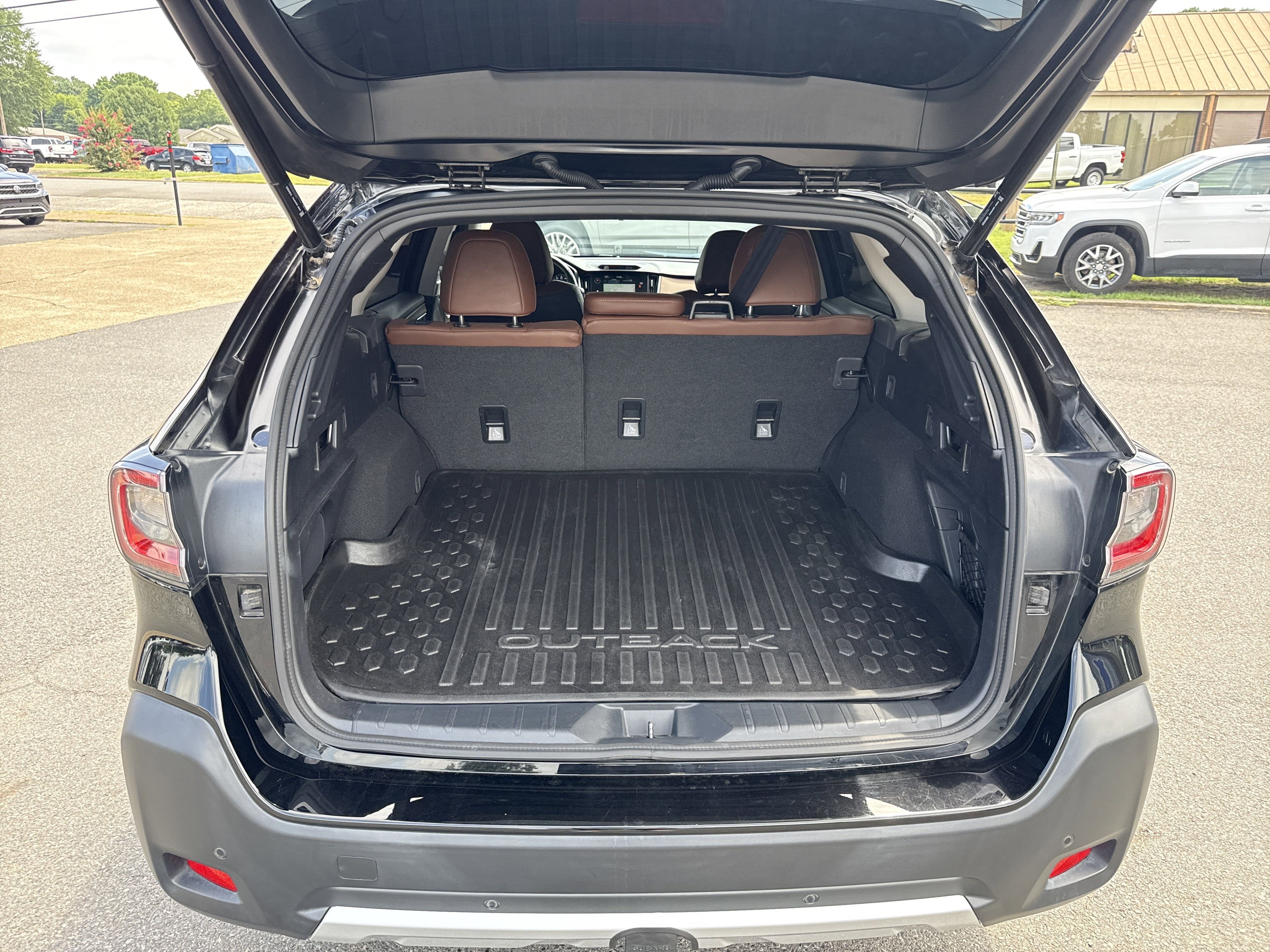 2023 Subaru Outback Base