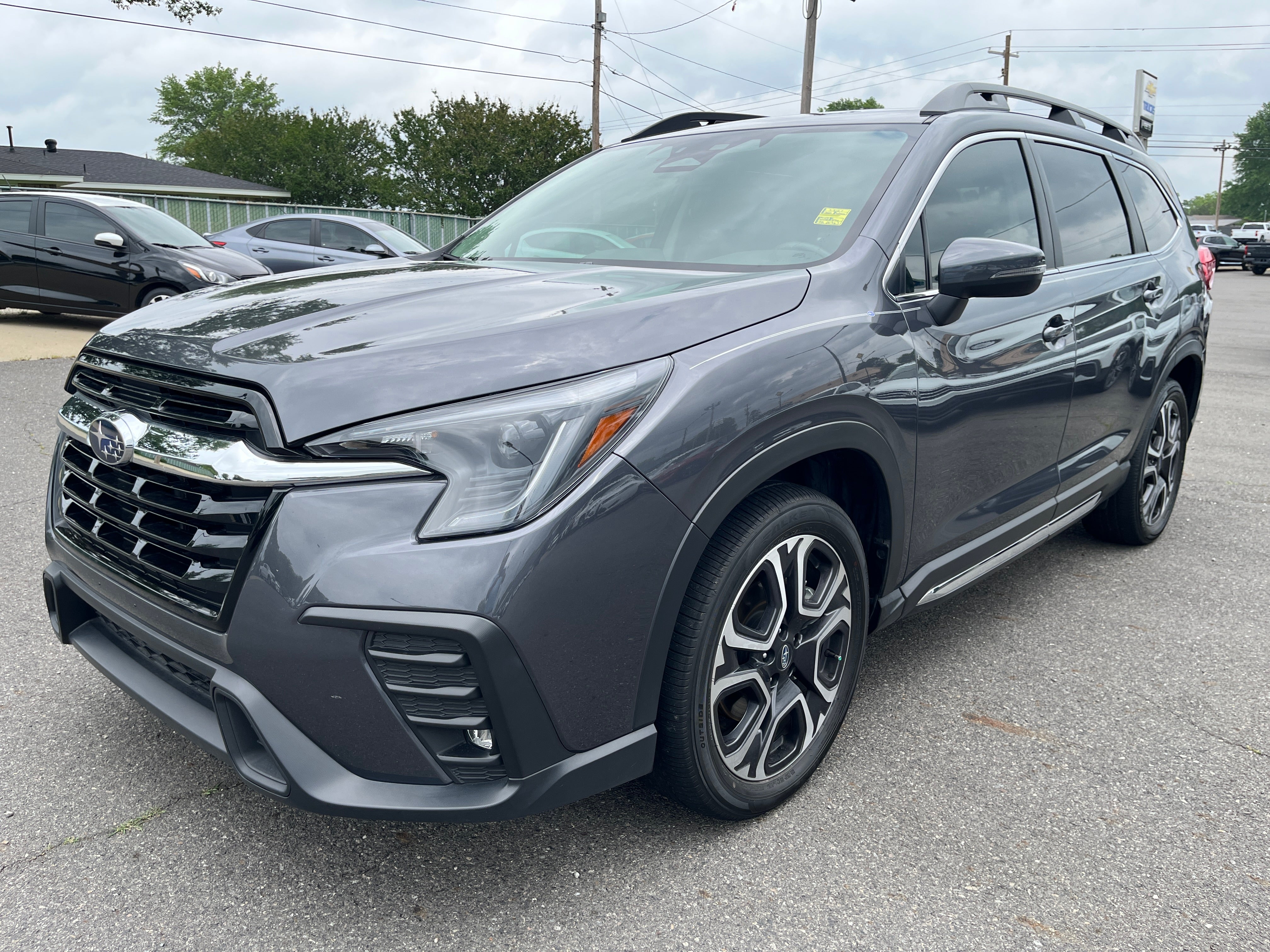 2023 Subaru Ascent Limited 8 Passenger's photo